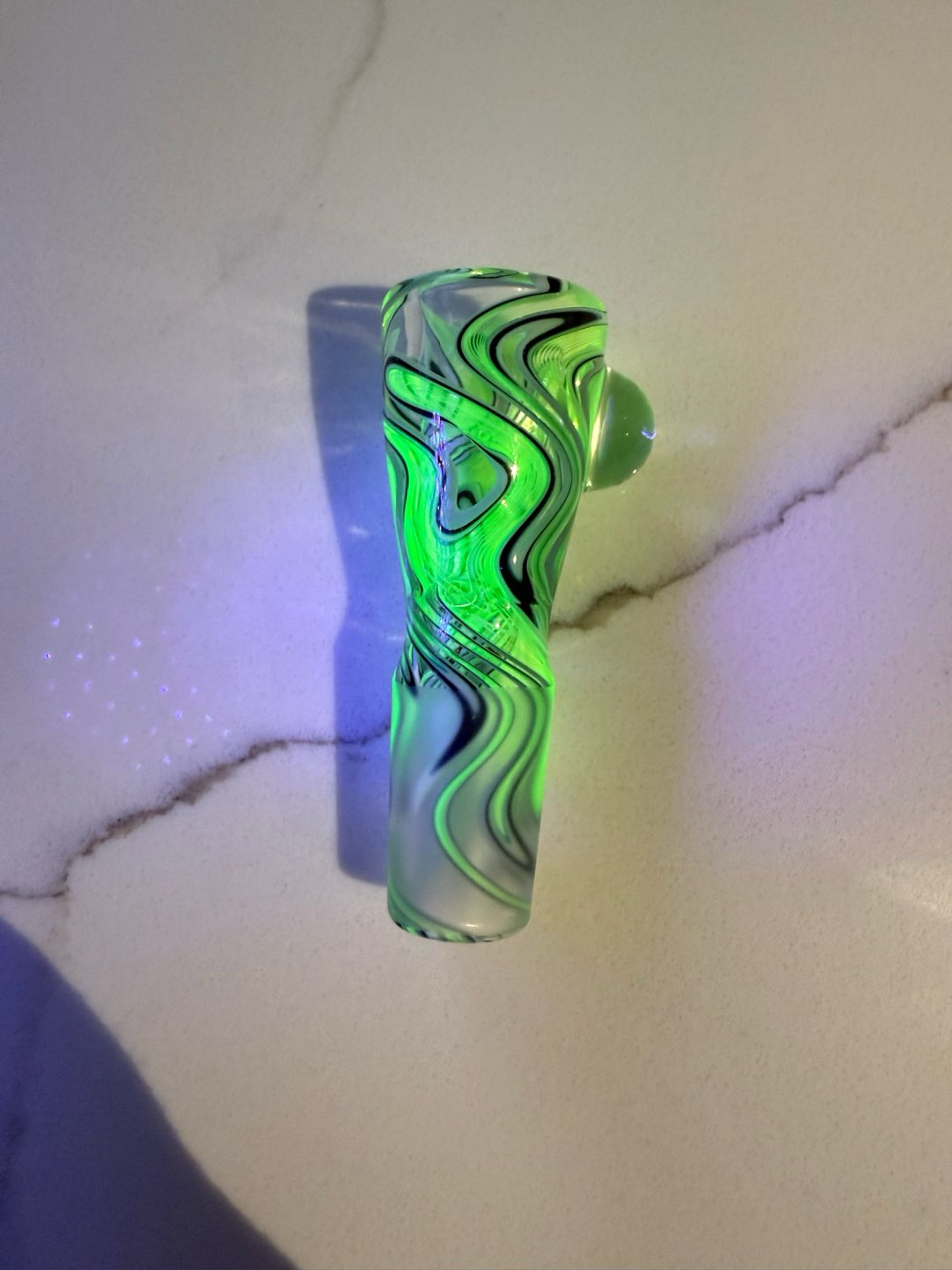 Preview pic of ROOR MAH glass