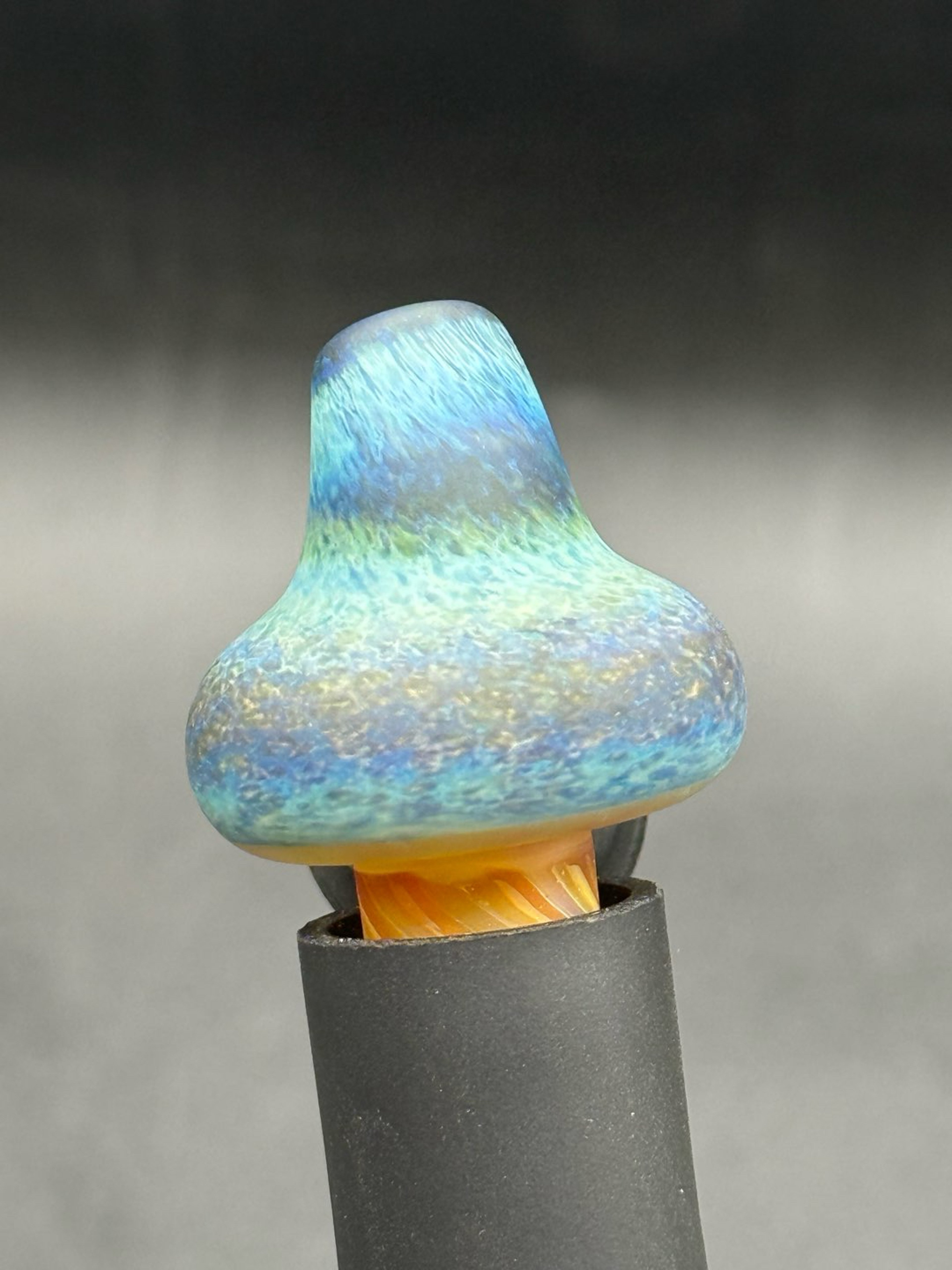 Preview pic of Mushroom pivot top UV