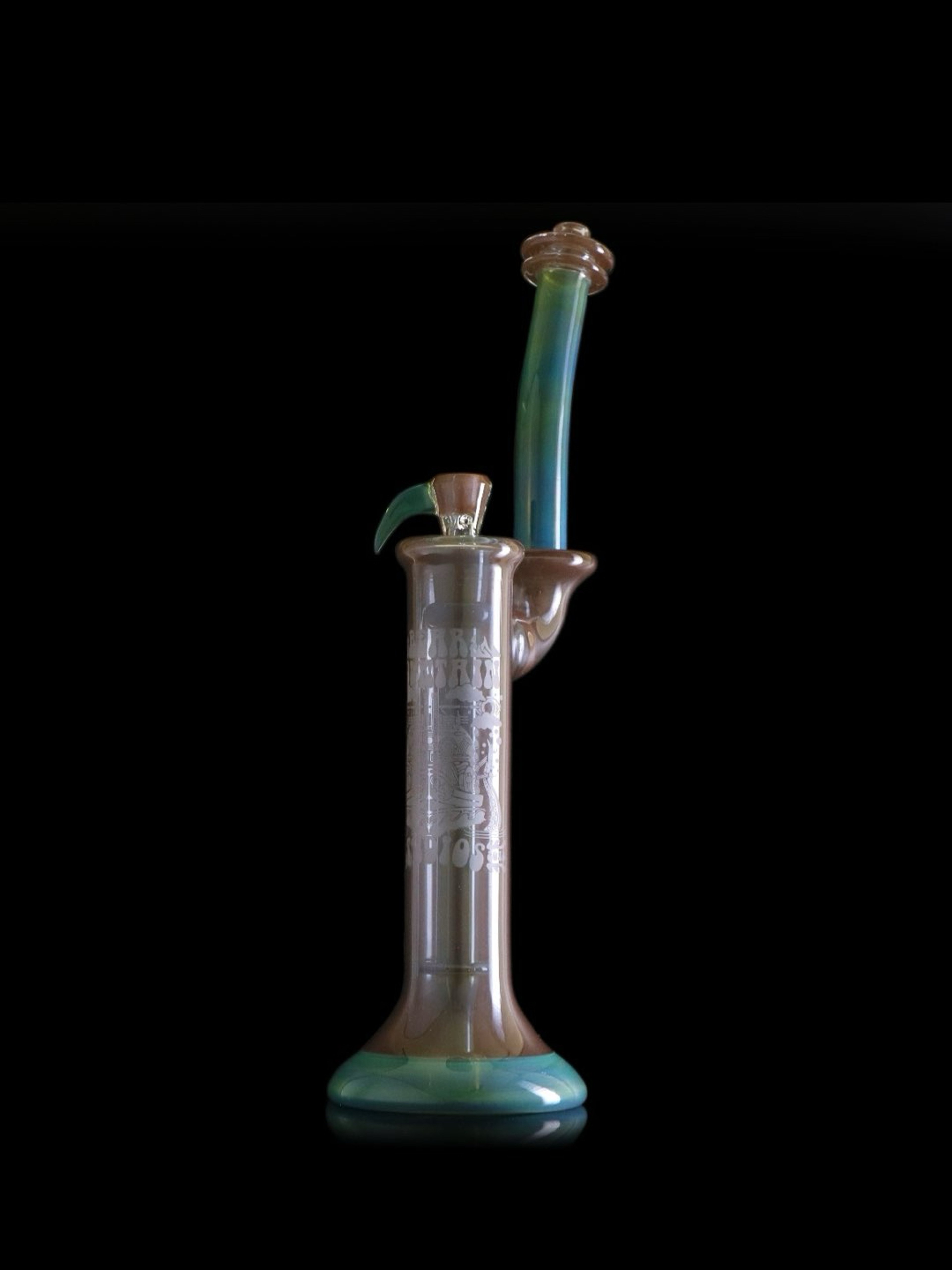 Preview pic of BMS 18mm DD Bubbler