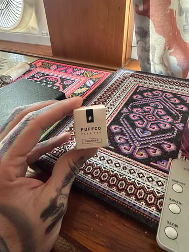 Preview pic of Puffco peak pro chamber