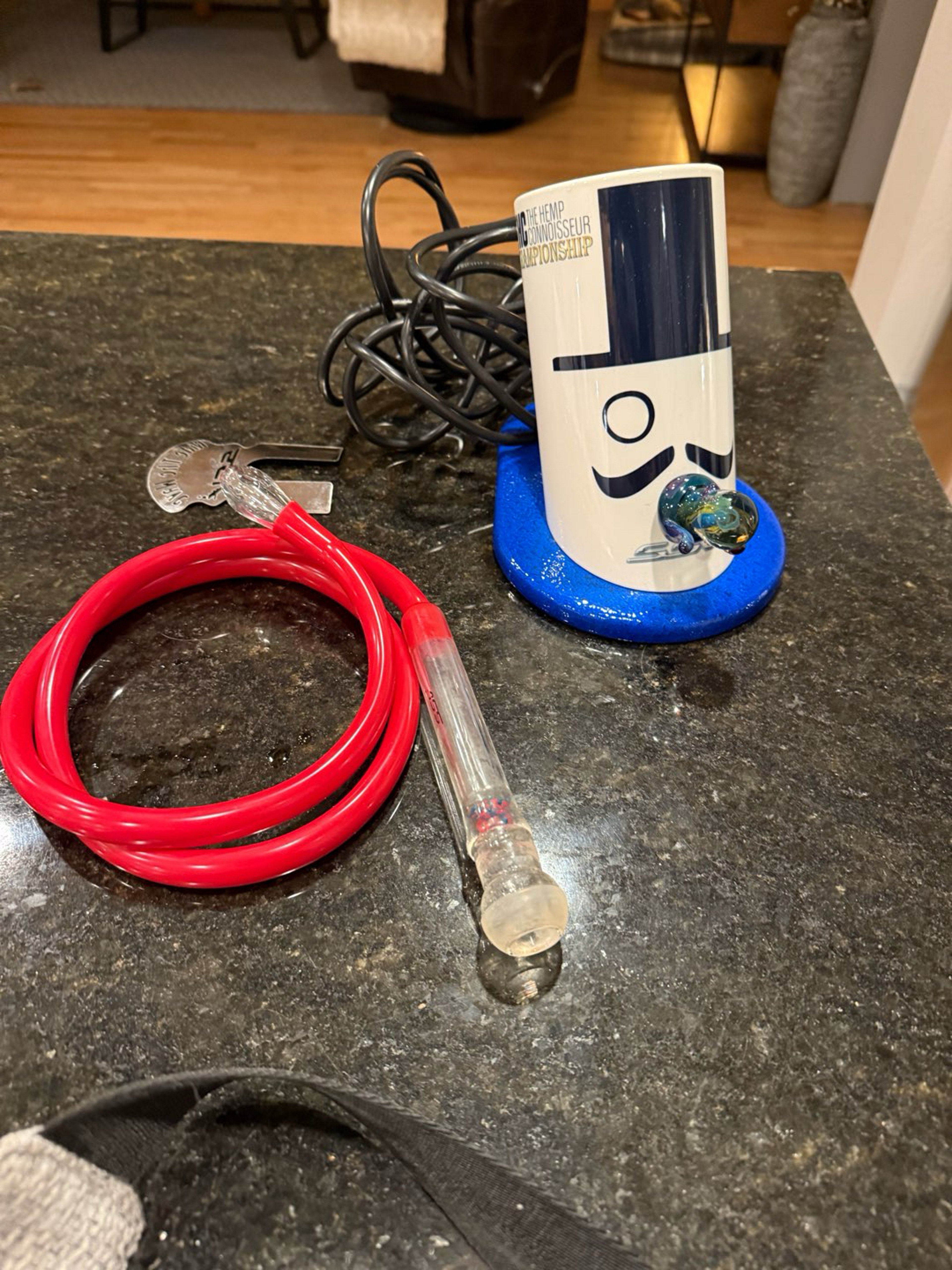 Preview pic of Silver Surfer Vaporizer
