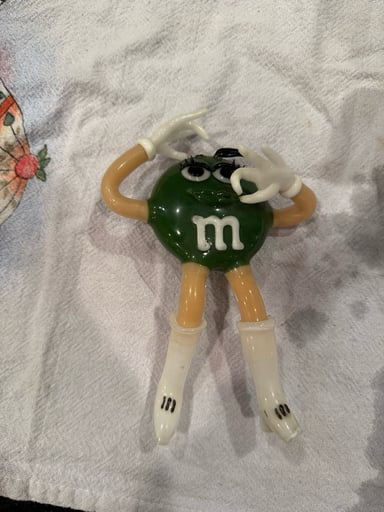 Preview pic of Lazy M&M pipe