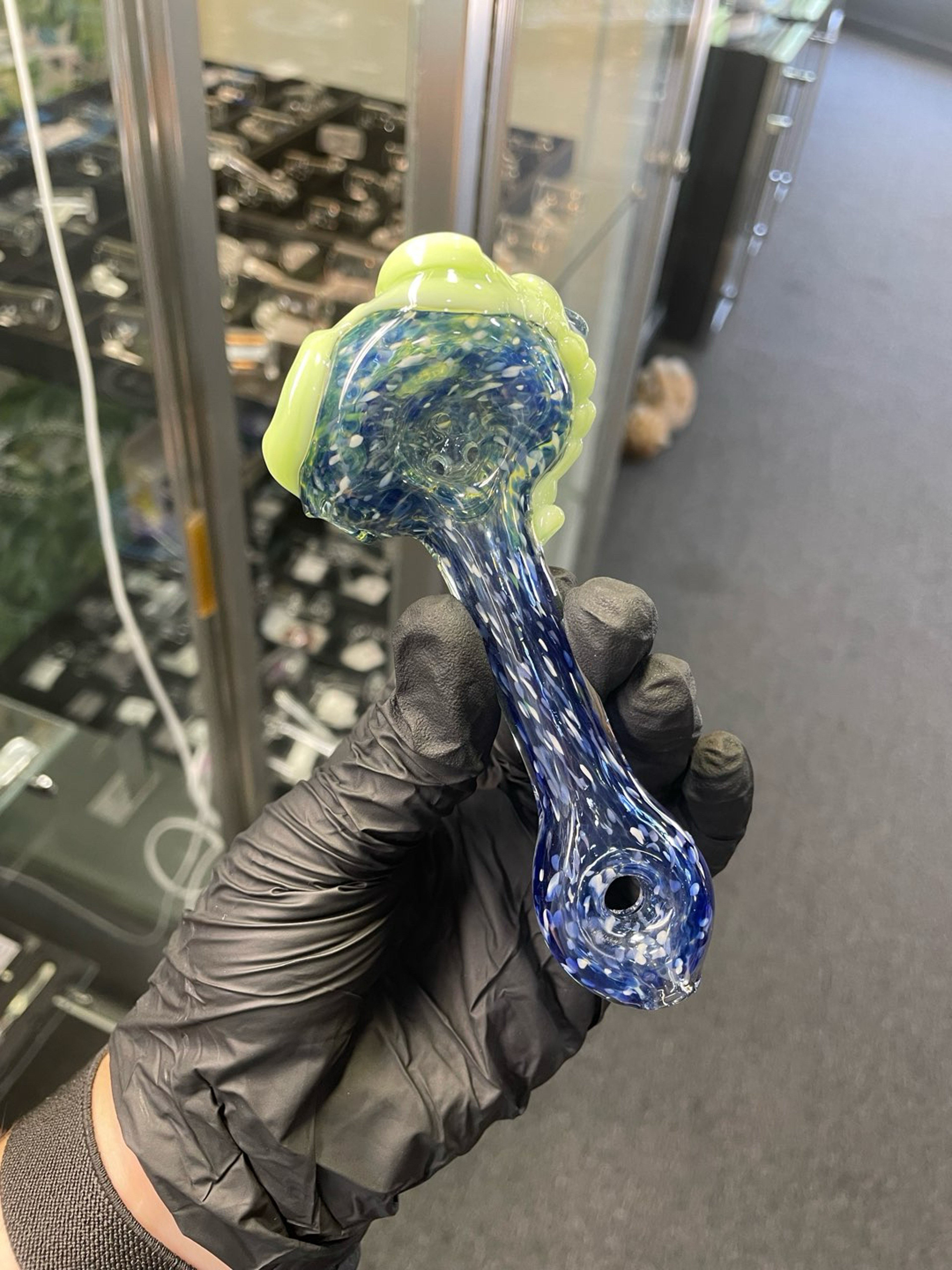 Preview pic of M.W.S. Elephant Head Pipe
