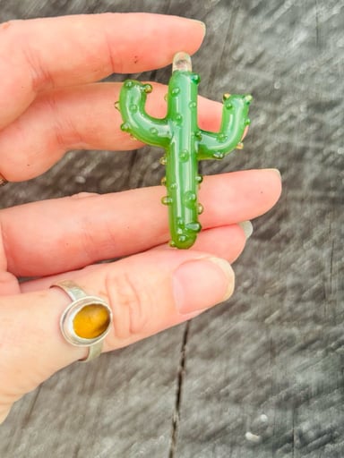 Preview pic of Cactus pendant