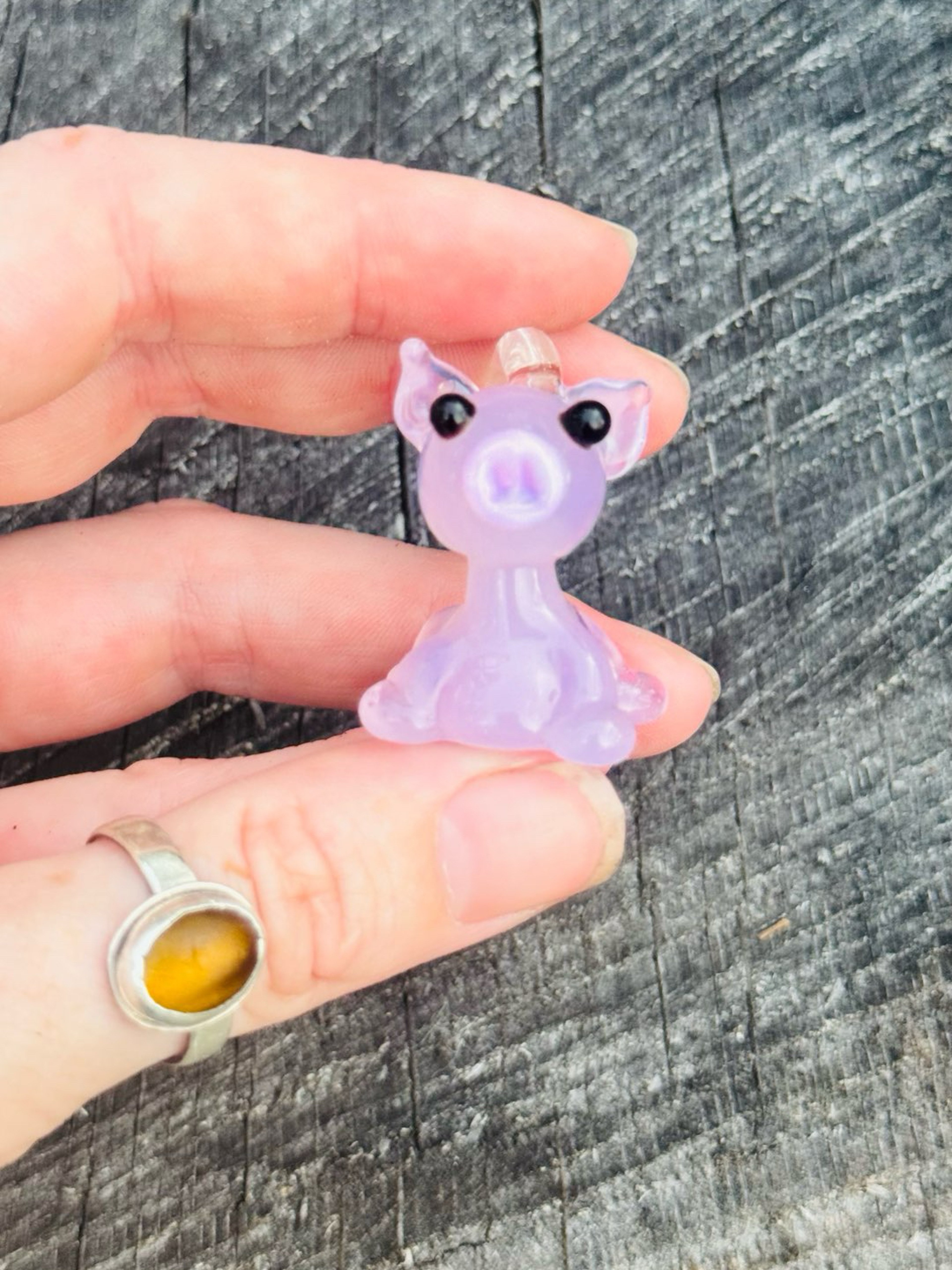 Preview pic of Pig pendant