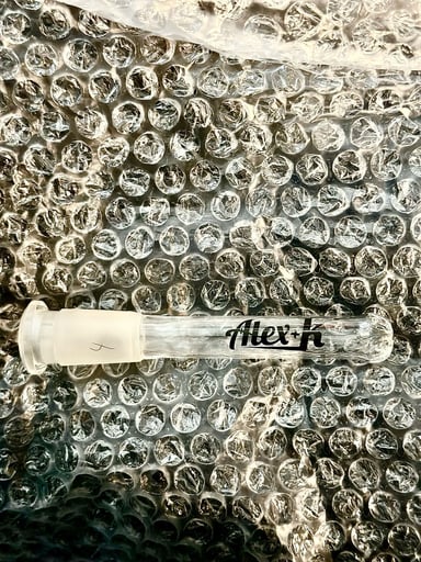 Preview pic of Alex K downstem