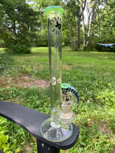 Preview pic of Texas Tubes 17” Green Slyme Dual Stemline with matching Dichroic Wigwag 18mm 5-hole slide