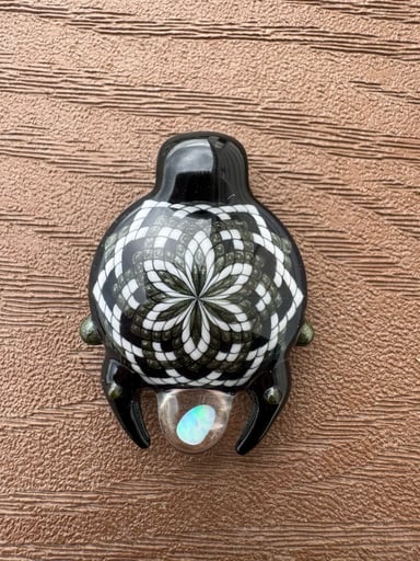 Preview pic of Vogel pendant
