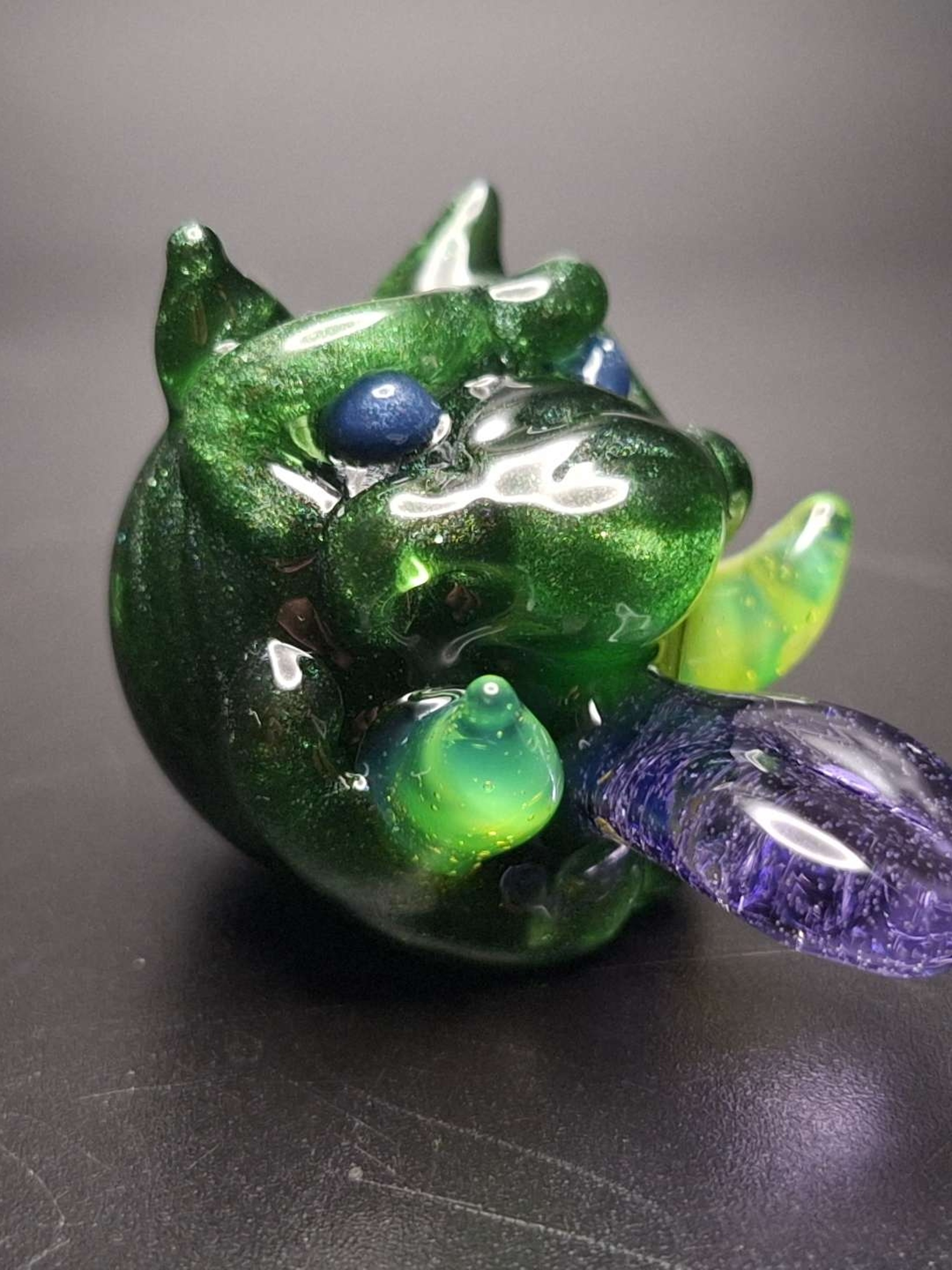 Preview pic of Sculpted Carb cap (no reserve)