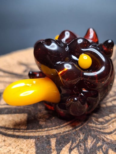 Preview pic of sculpted Carb cap (no reserve)