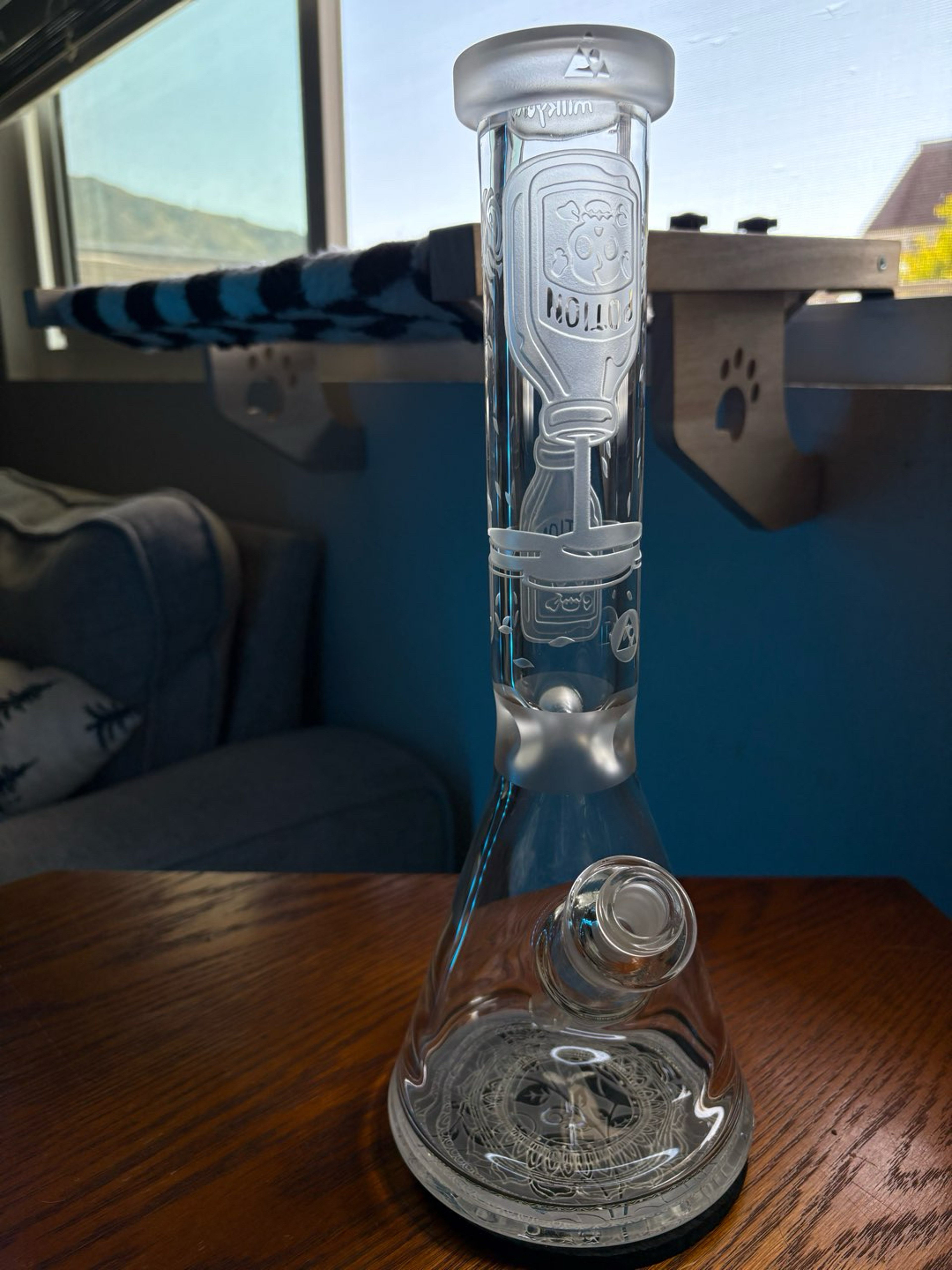 Preview pic of Milky Way sandblasted beaker