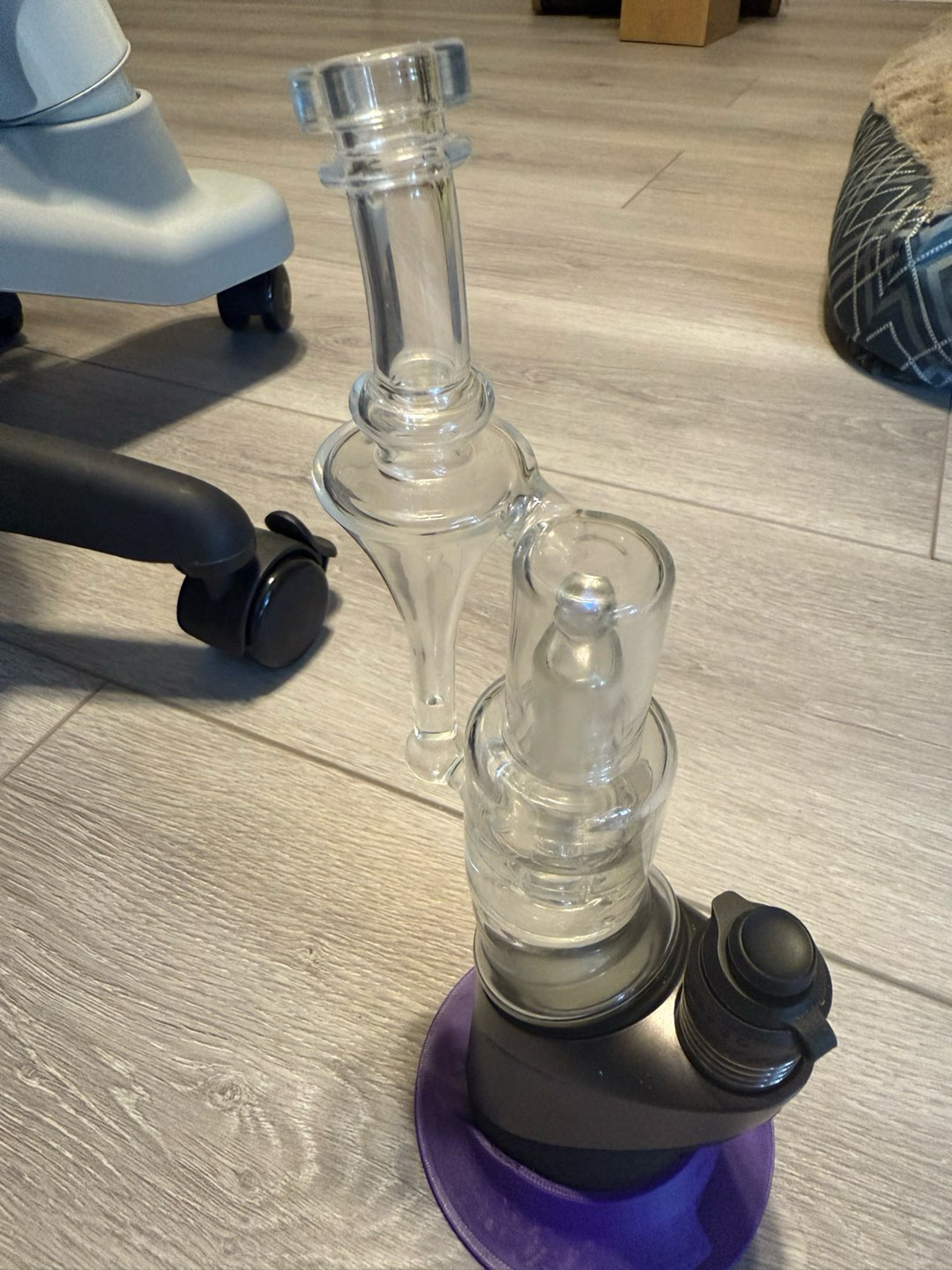 Preview pic of Iridescent Glass RBR Puffco Peak Pro attachment