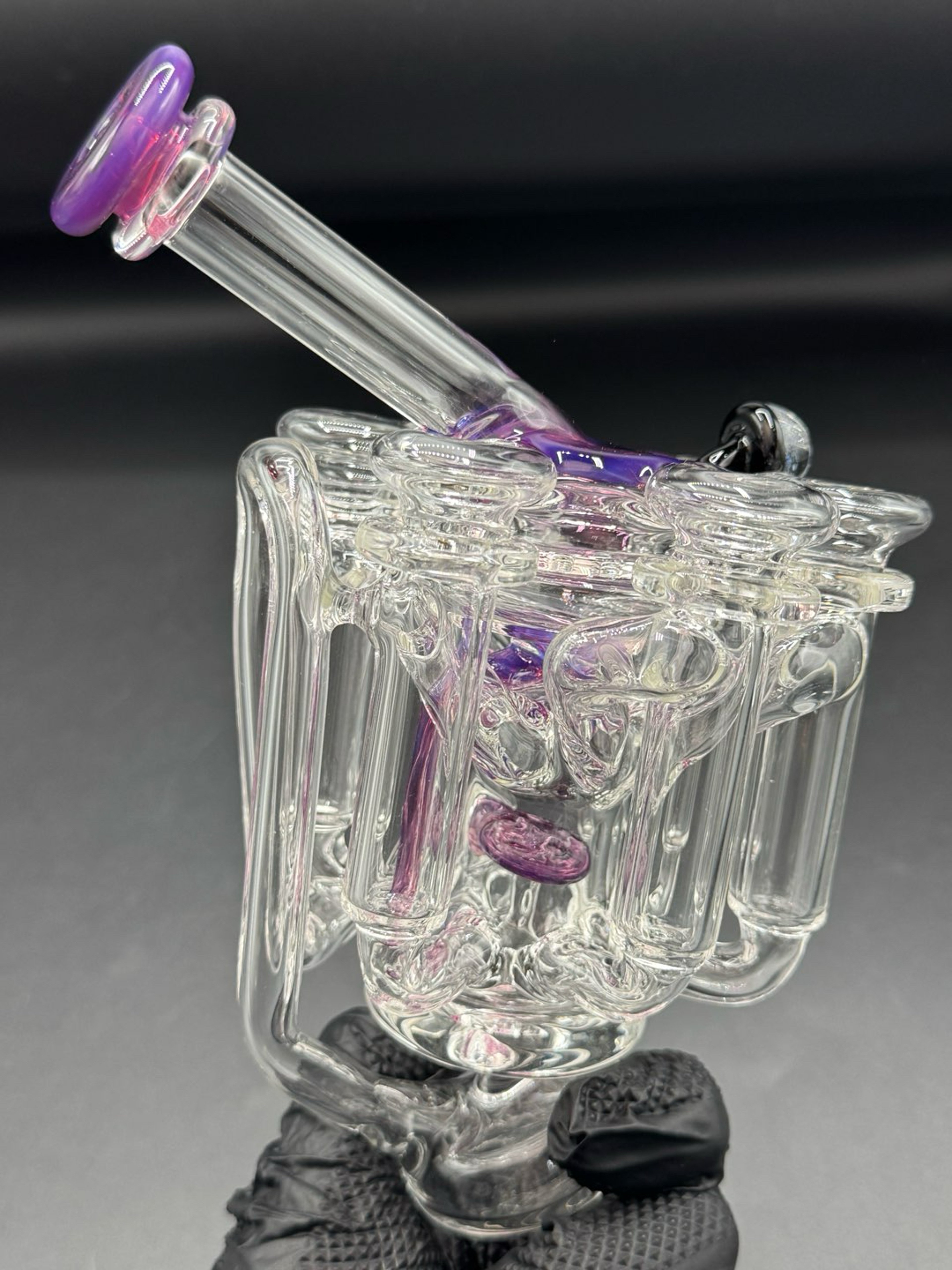 Preview pic of Kyru Glass - R7 Recycler Puffco Top