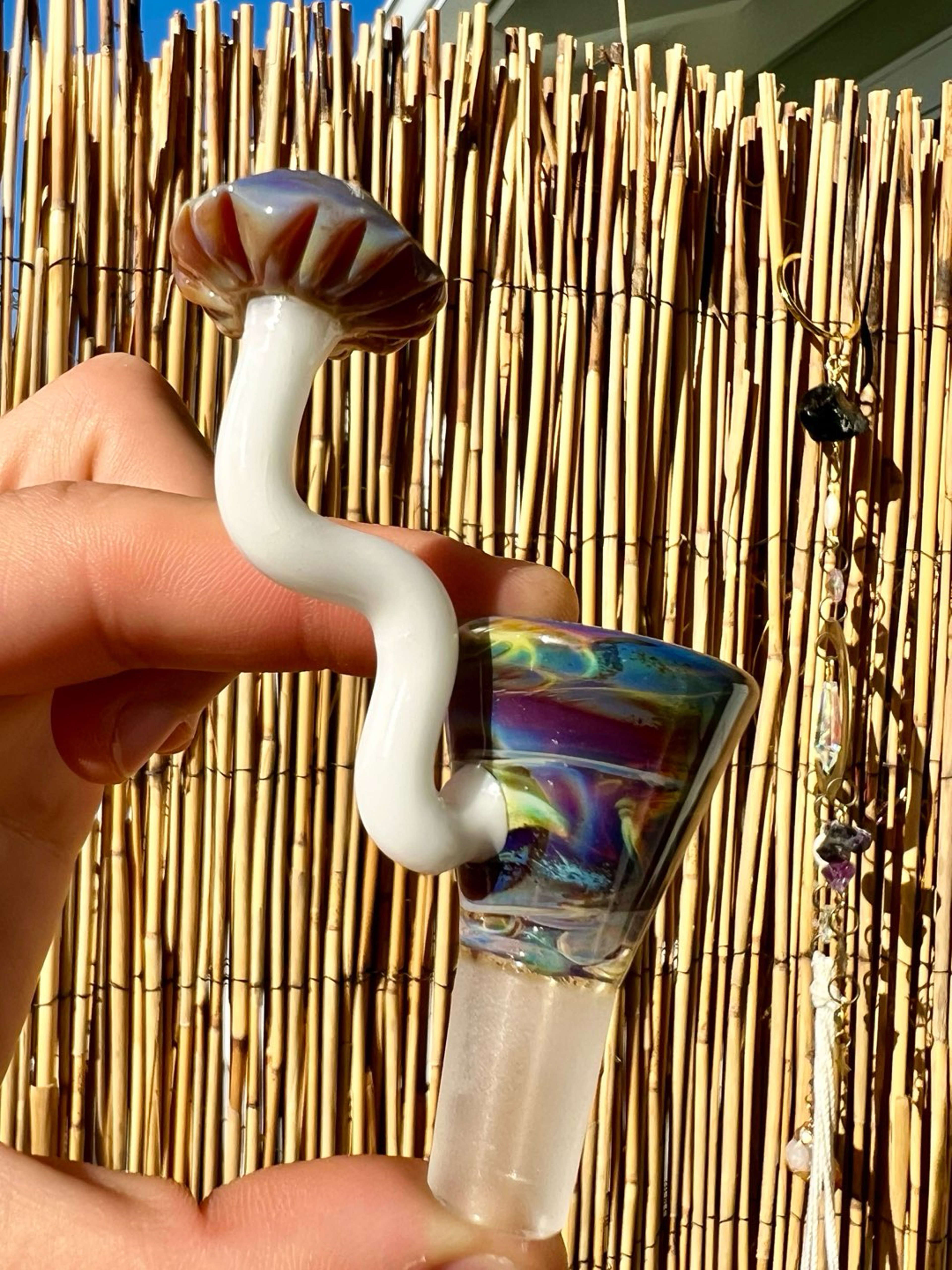Preview pic of DifferentVibes 14mm slide mushie