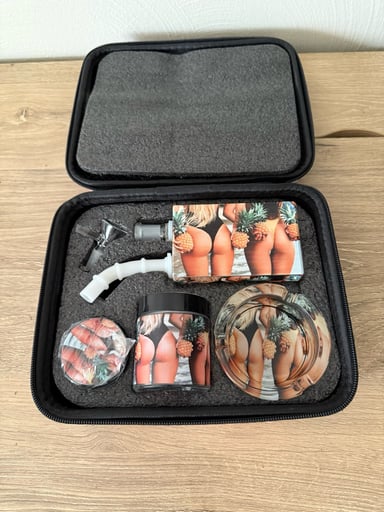 Preview pic of Pulsar Travel Kit