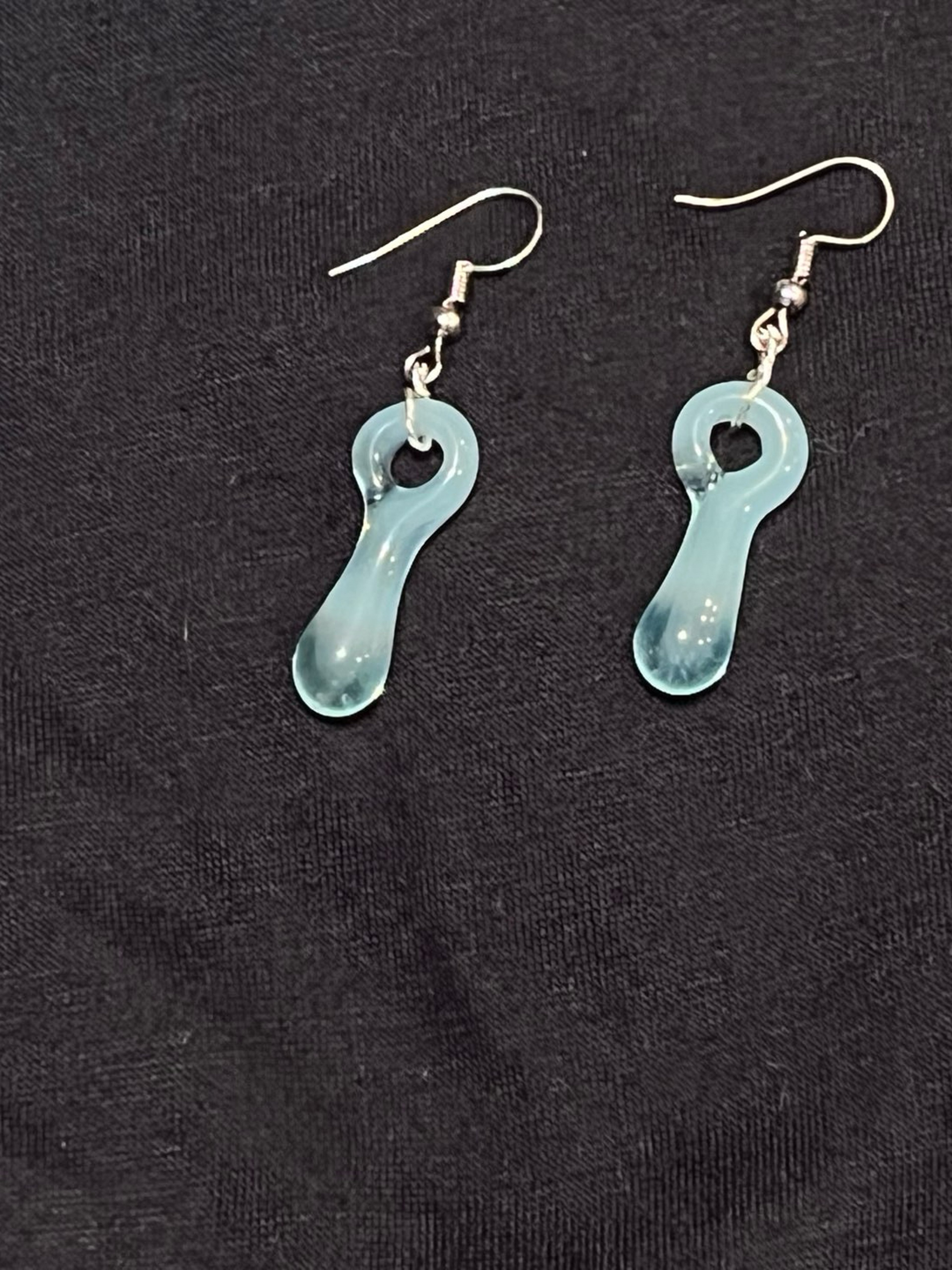 Preview pic of Nimbus blue rain drop earrings
