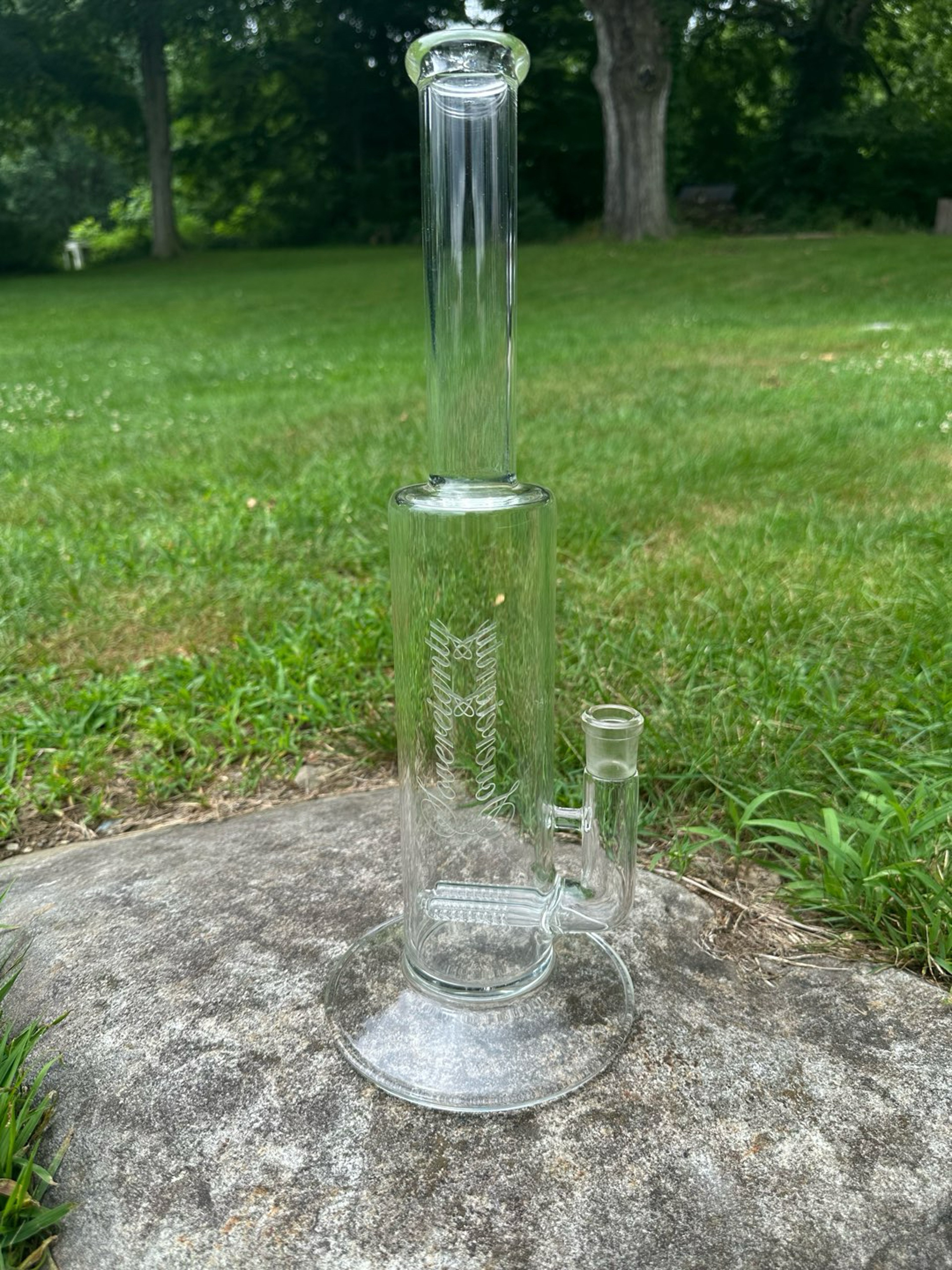 Preview pic of Sovereignty Glass King Gline Downgrid
