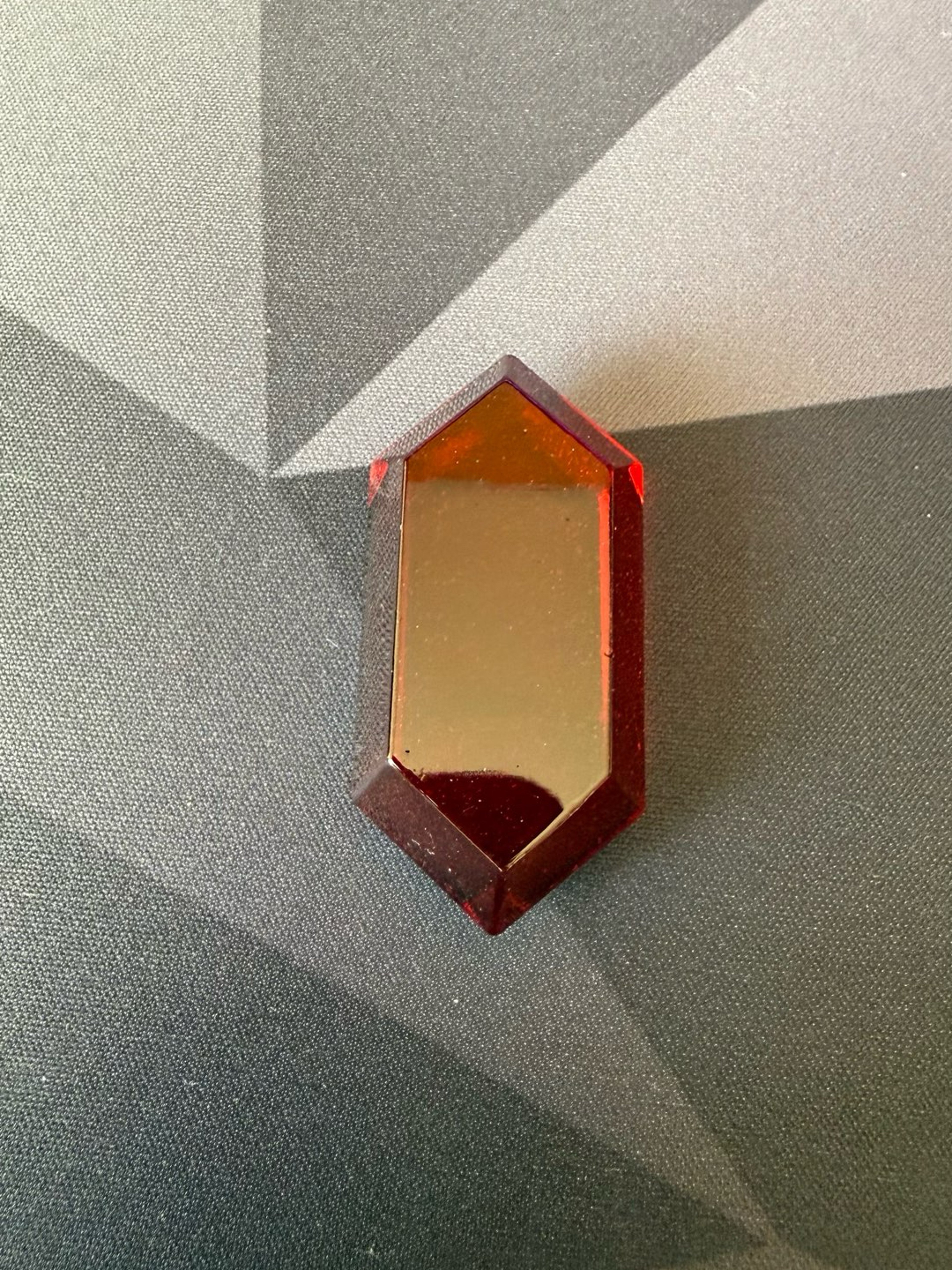 Preview pic of Spacewalk Glass Rupee