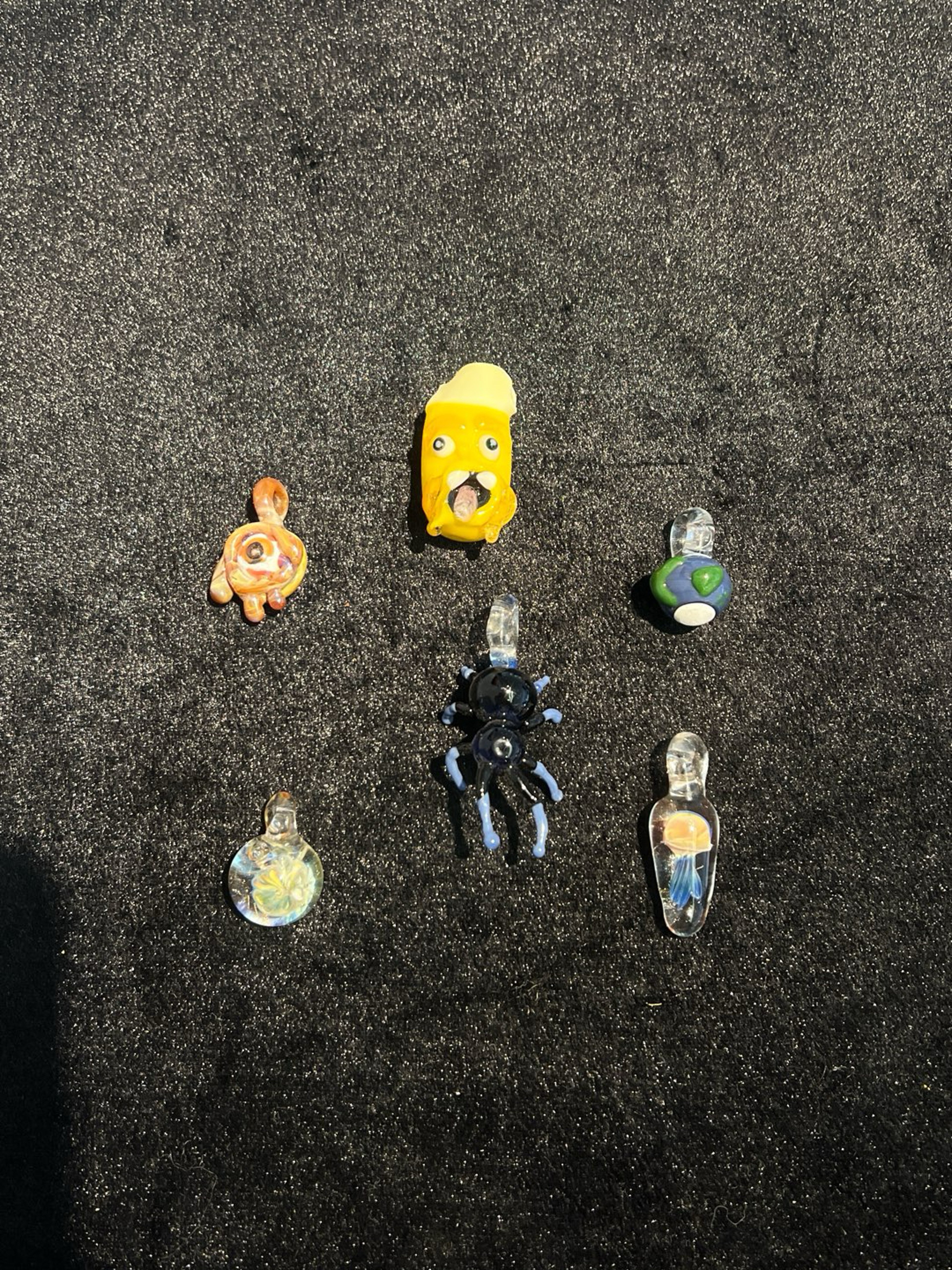Preview pic of 6 Pendants Pack
