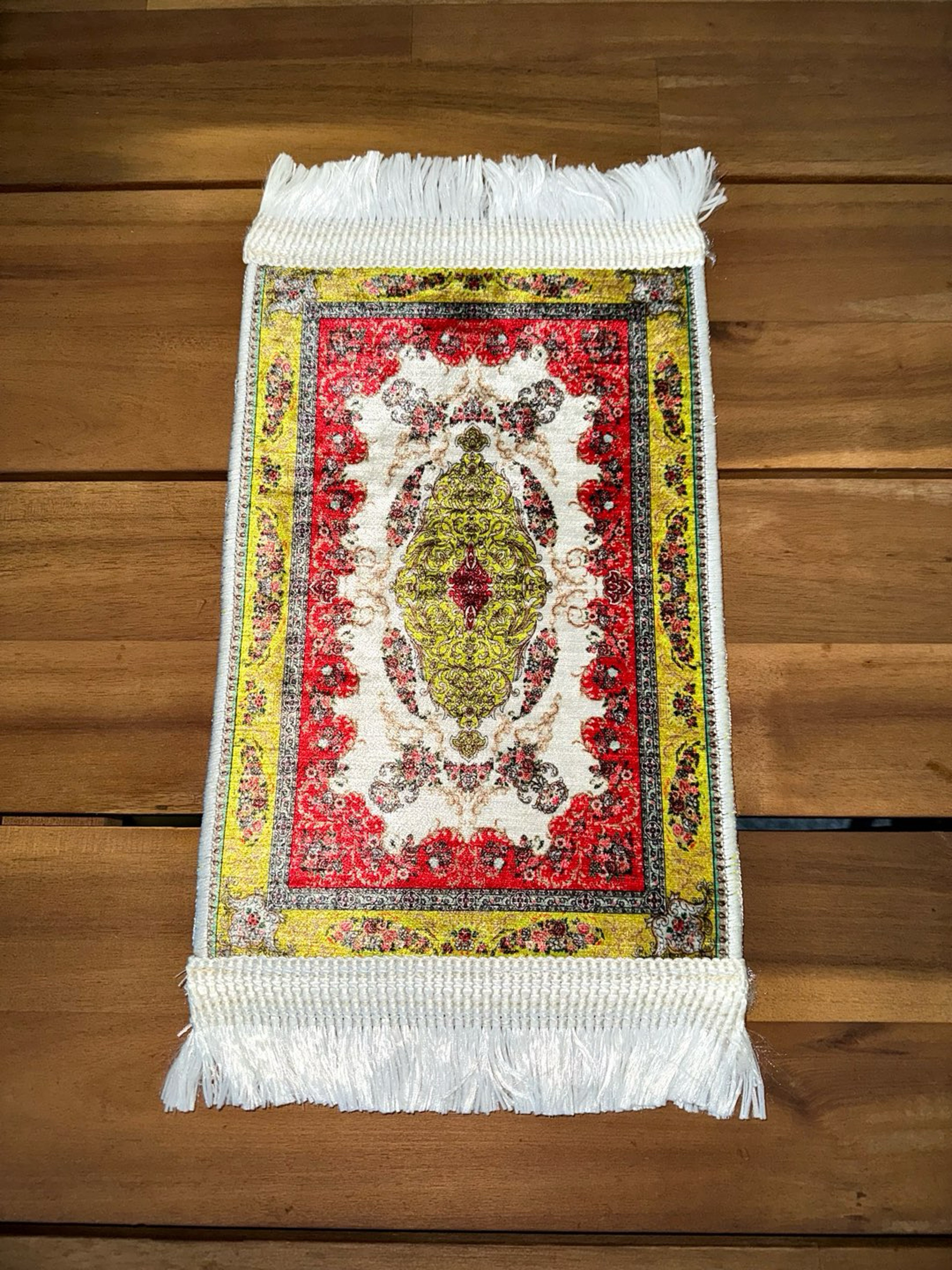 Preview pic of Heady Red & Gold Magic Carpet Mat