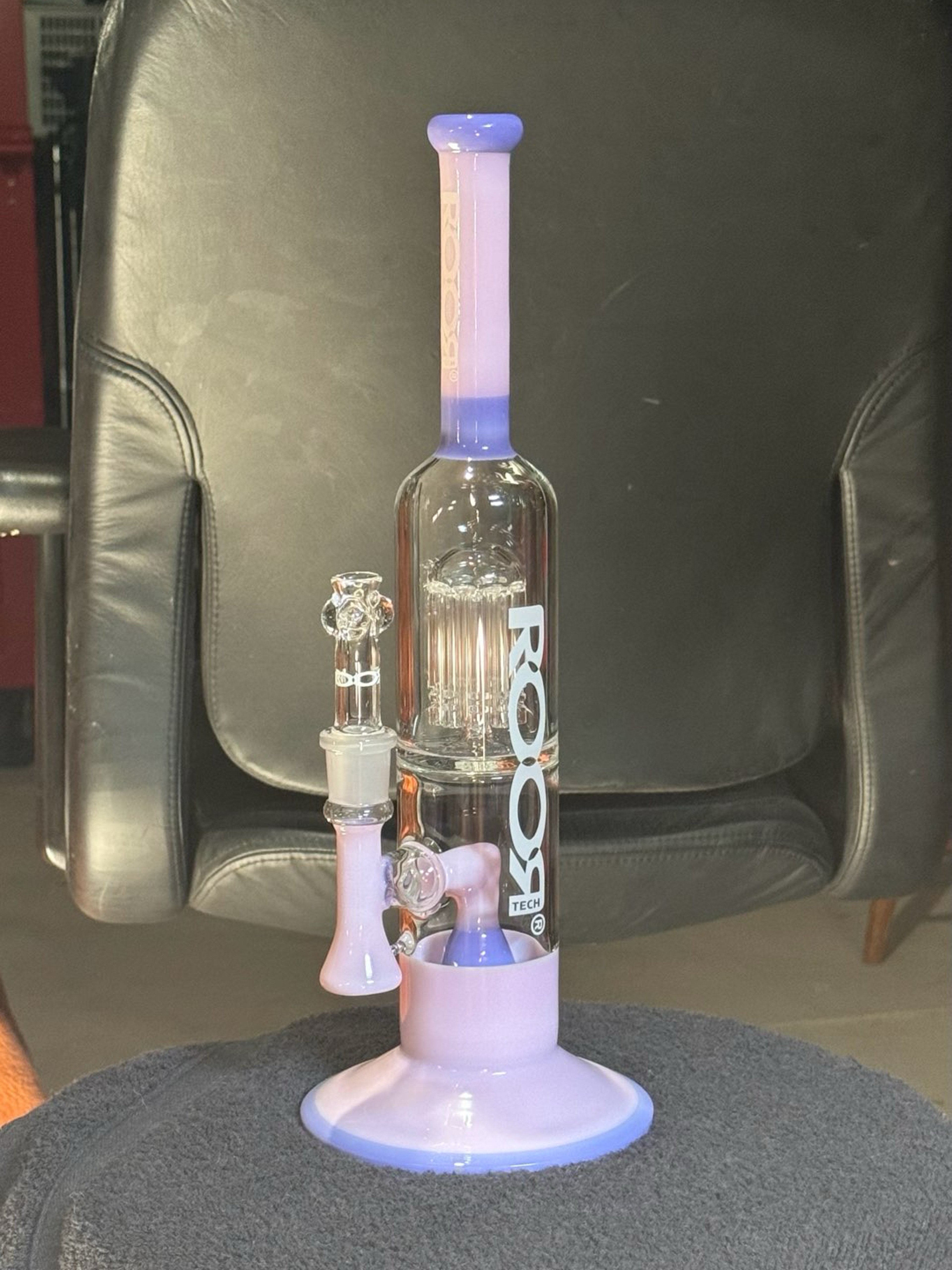 Preview pic of ROOR Tech 15” Water Pipe with Slide 18mm Joint