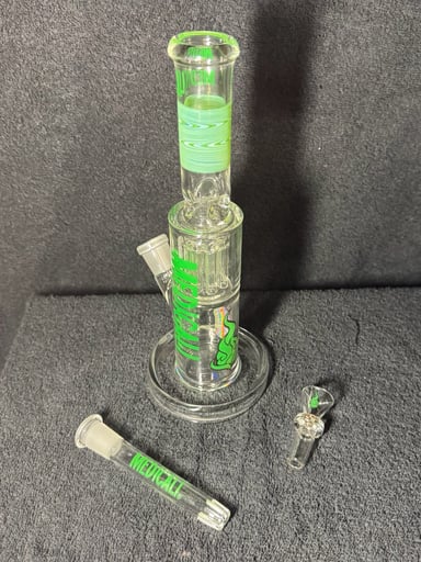Preview pic of Medicali 10 1/2” complete Green Wig-Wag