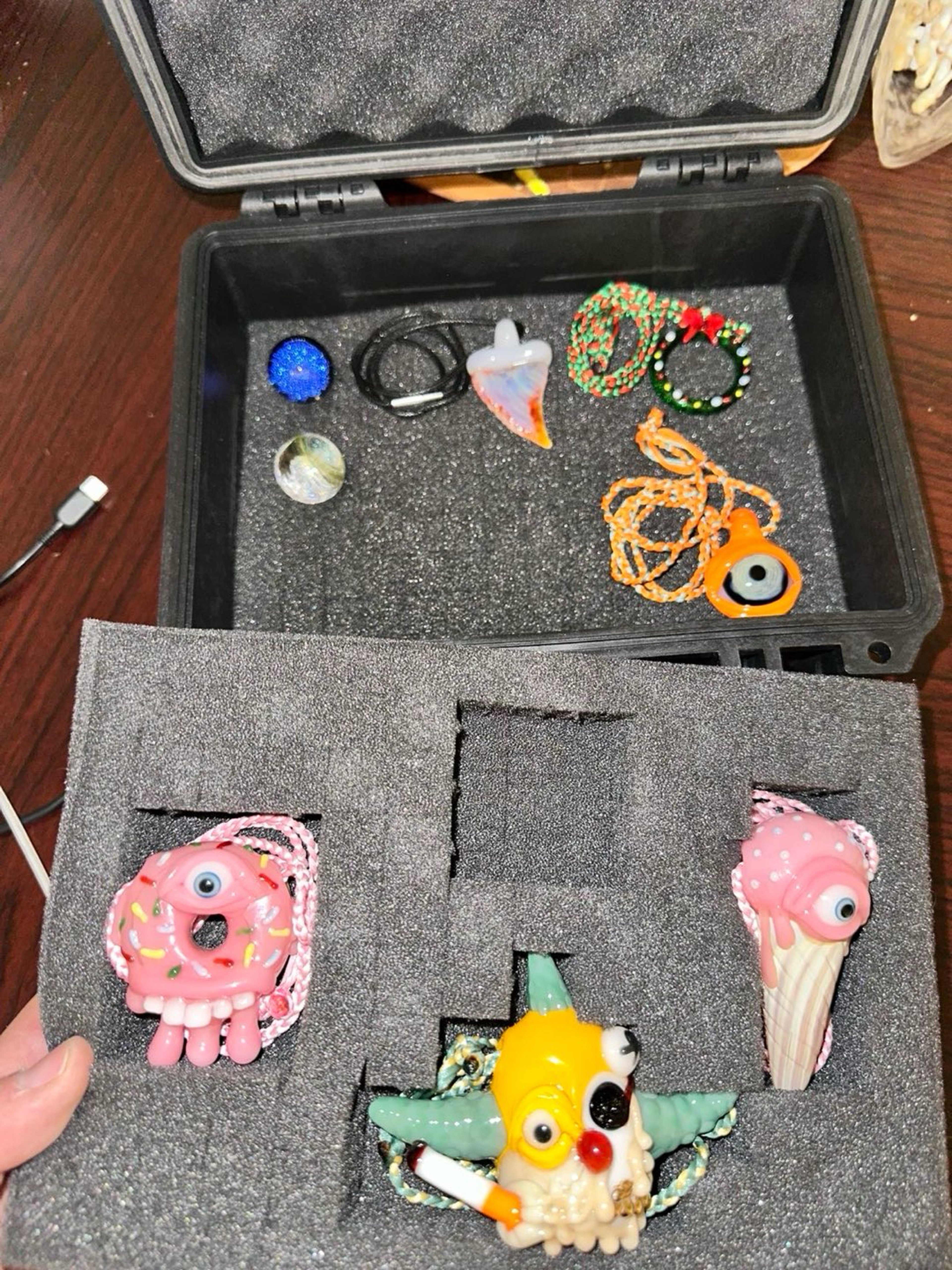 Preview pic of Pendants and puffco