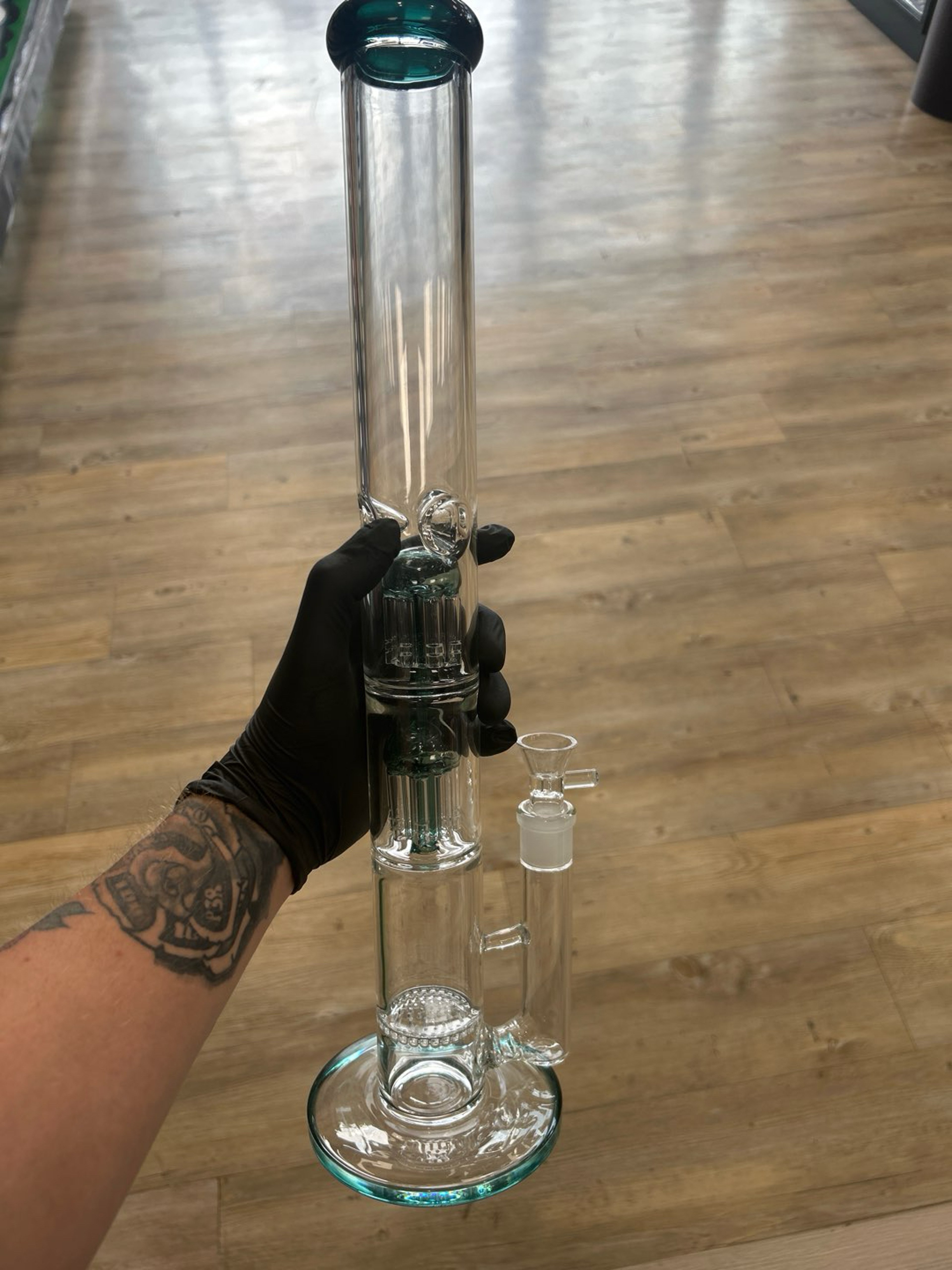 Preview pic of Honey comb perc bong