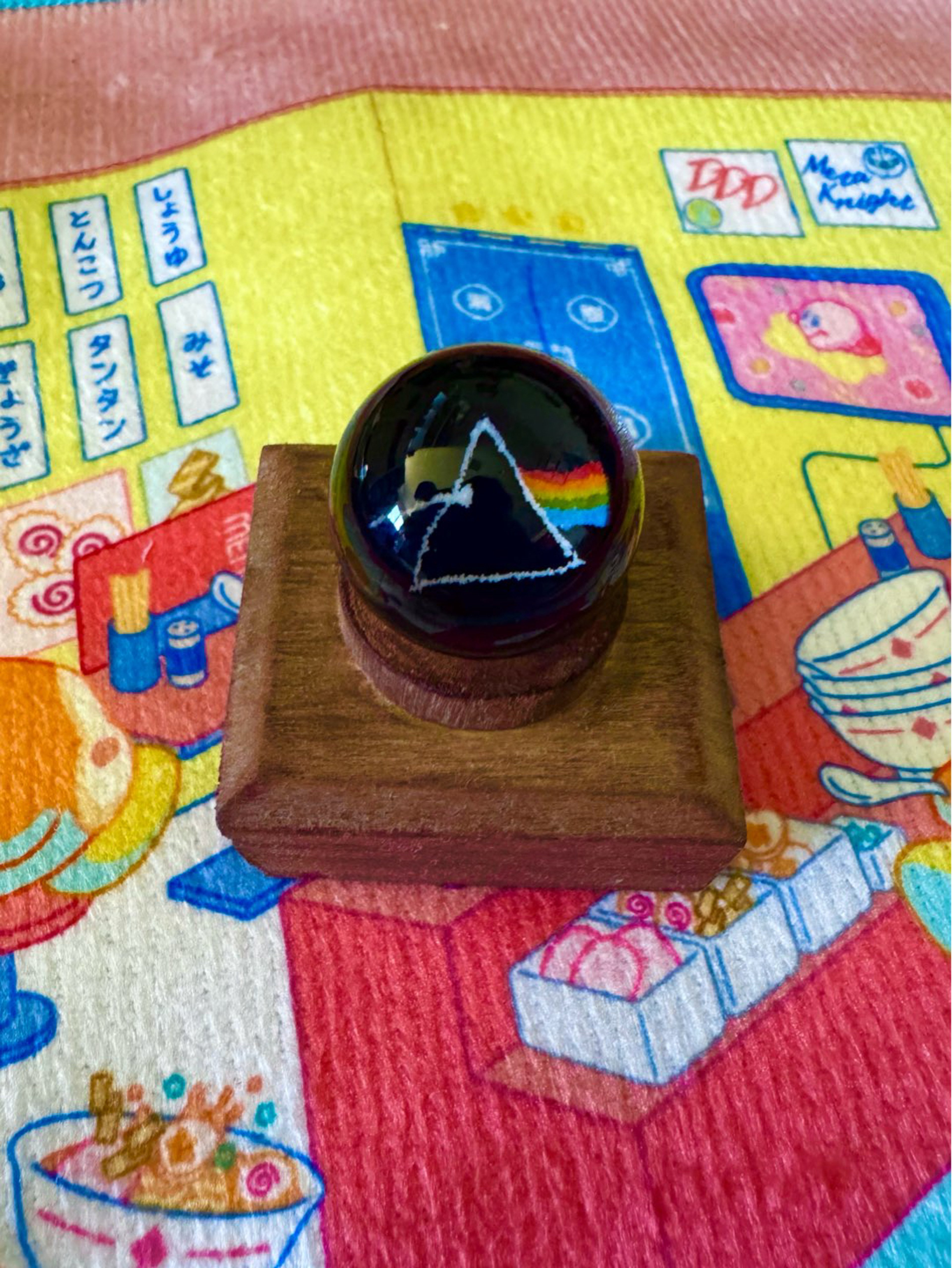 Preview pic of Pink Floyd MiB and stand