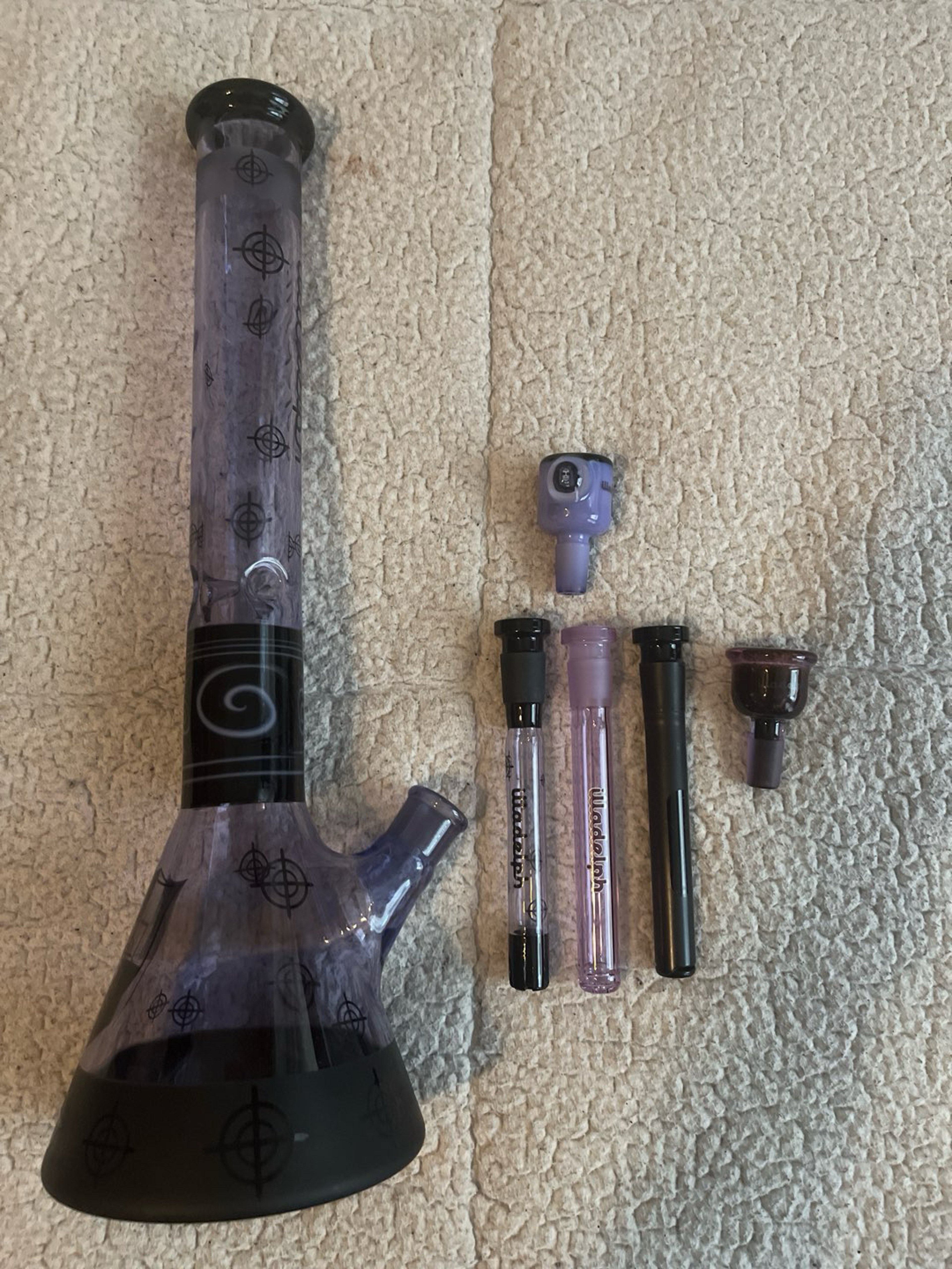 Preview pic of Illadelph - 1/1 Purple blasted scoped worked beaker