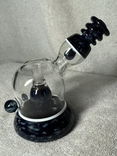 Preview pic of Space traveler, mini taster Turner Church