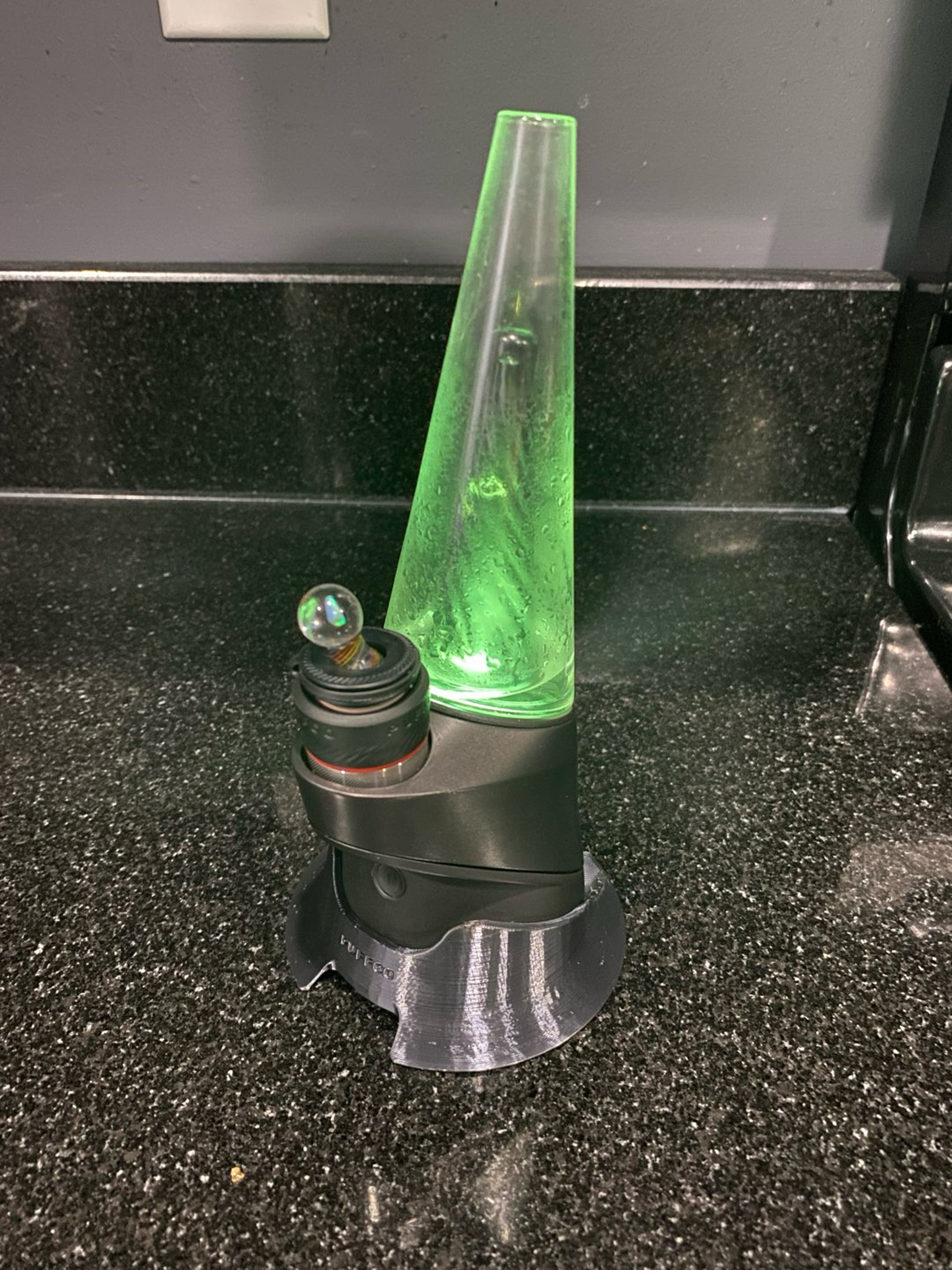 Preview pic of Puffco Peak Pro Stand Black