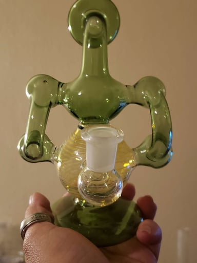 Preview pic of 14mm cheap recycler green and yellow