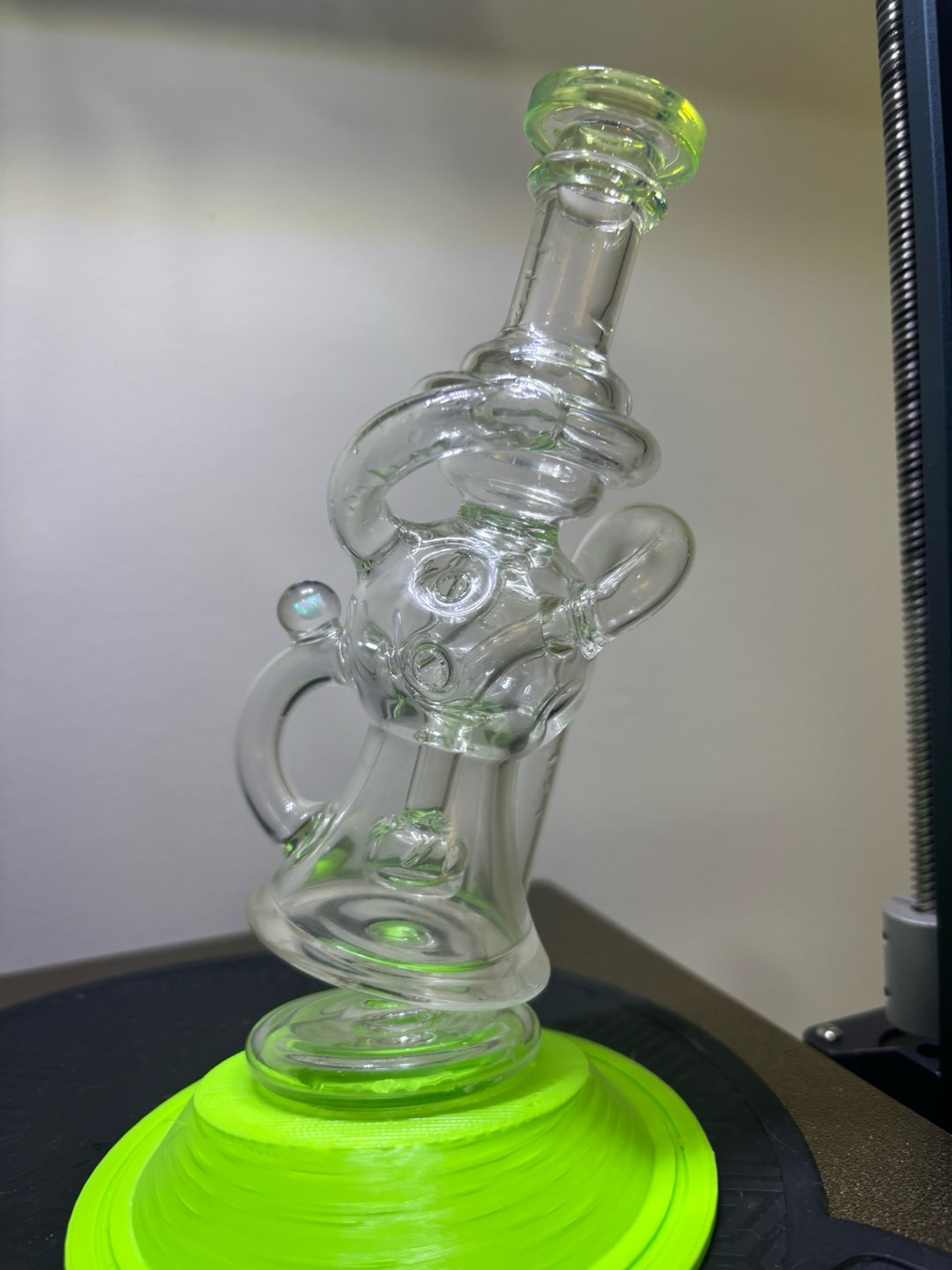 Preview pic of Peak Pro EXOSPHERE 2.0 Recycler - Opal & Green Slyme - Tornado Function
