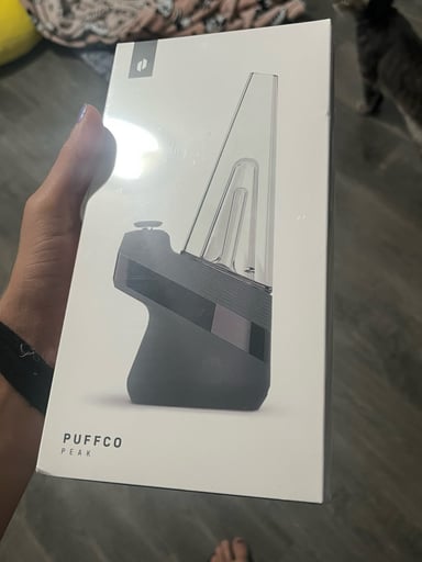 Preview pic of Puffco V2 Sealed