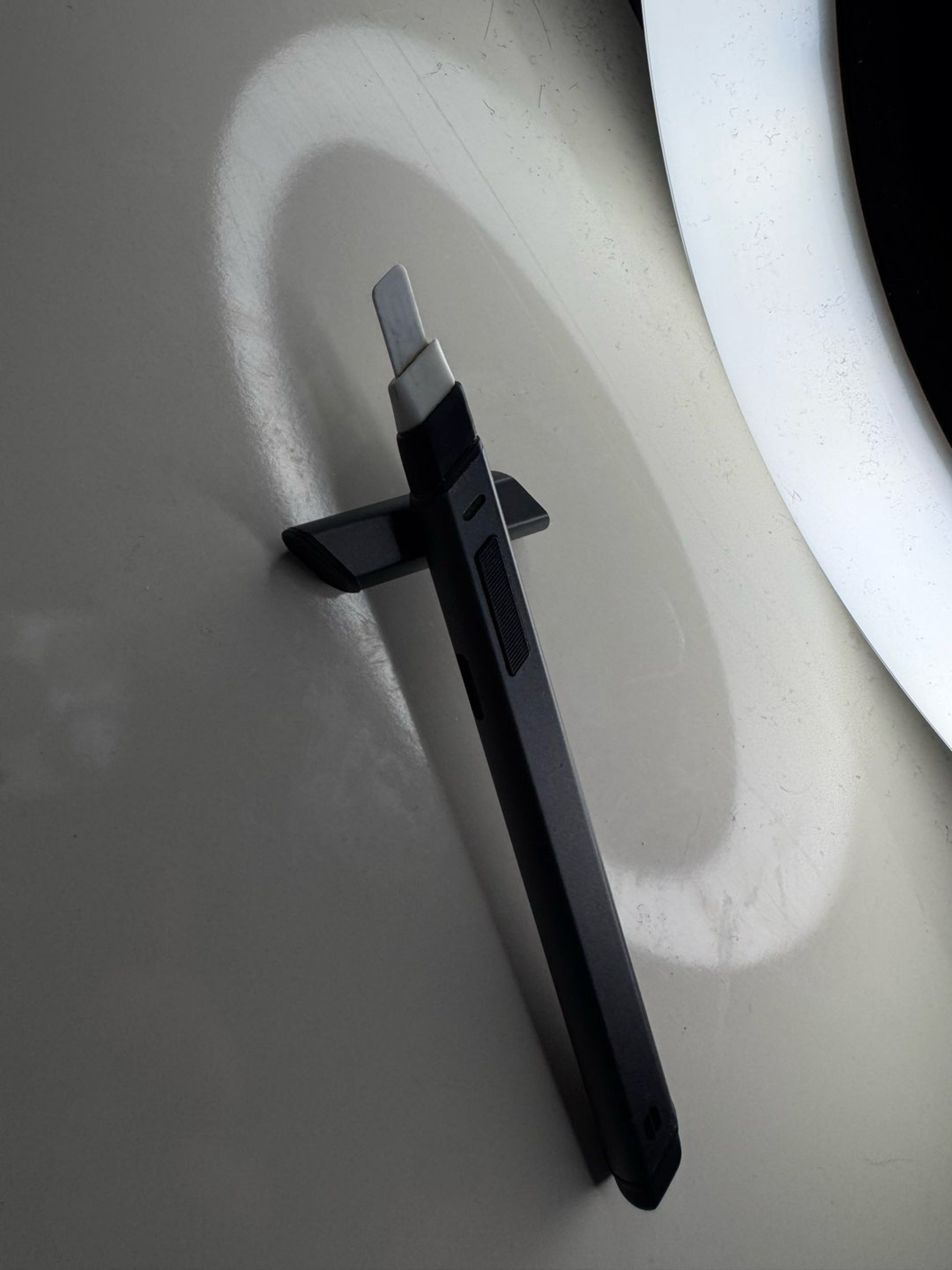 Preview pic of Puffco Hot Knife - 7/10 Deal