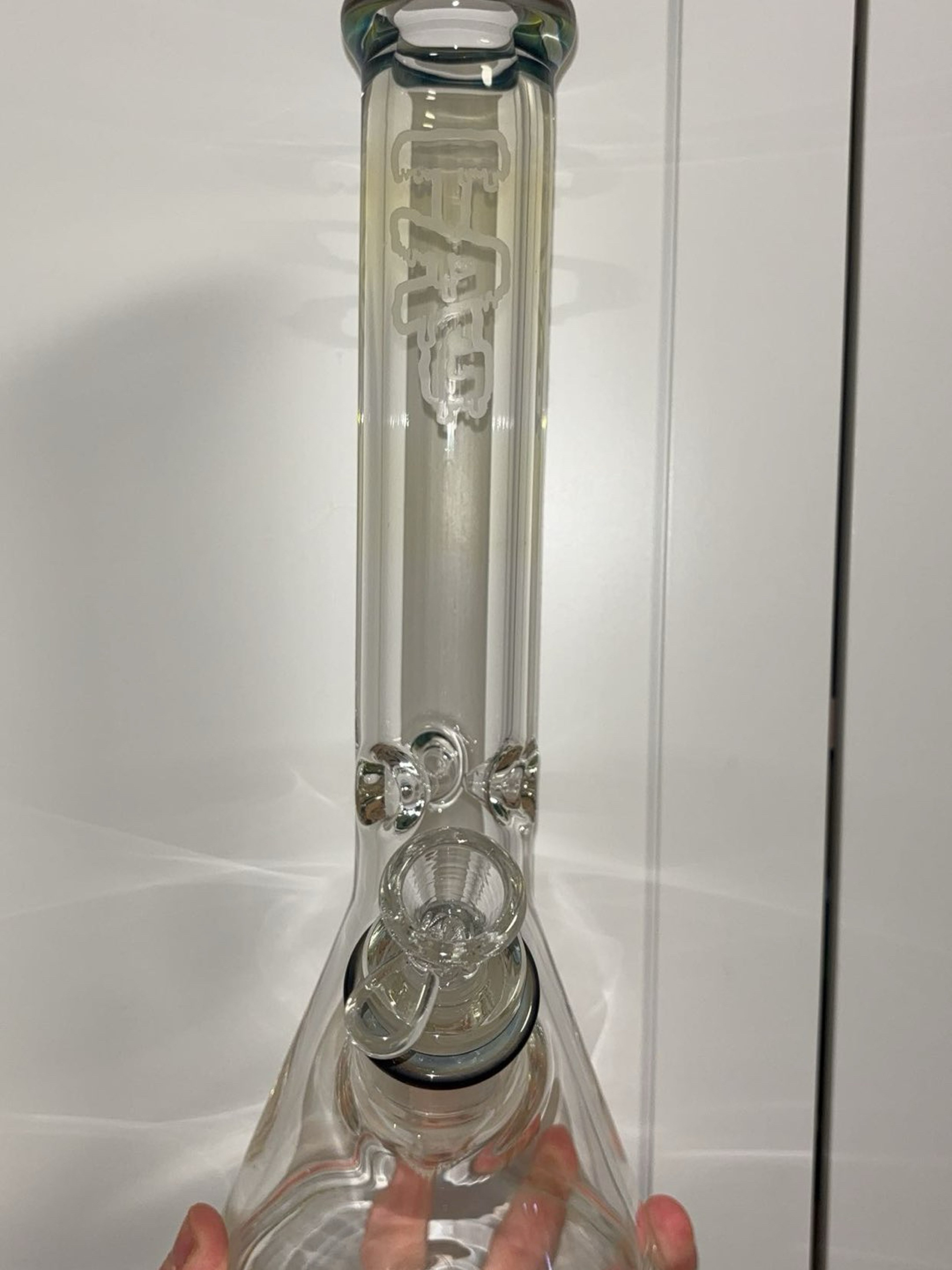 Preview pic of “14” Tag beaker