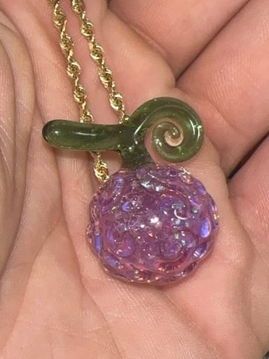 Preview pic of cropal gum gum pendant