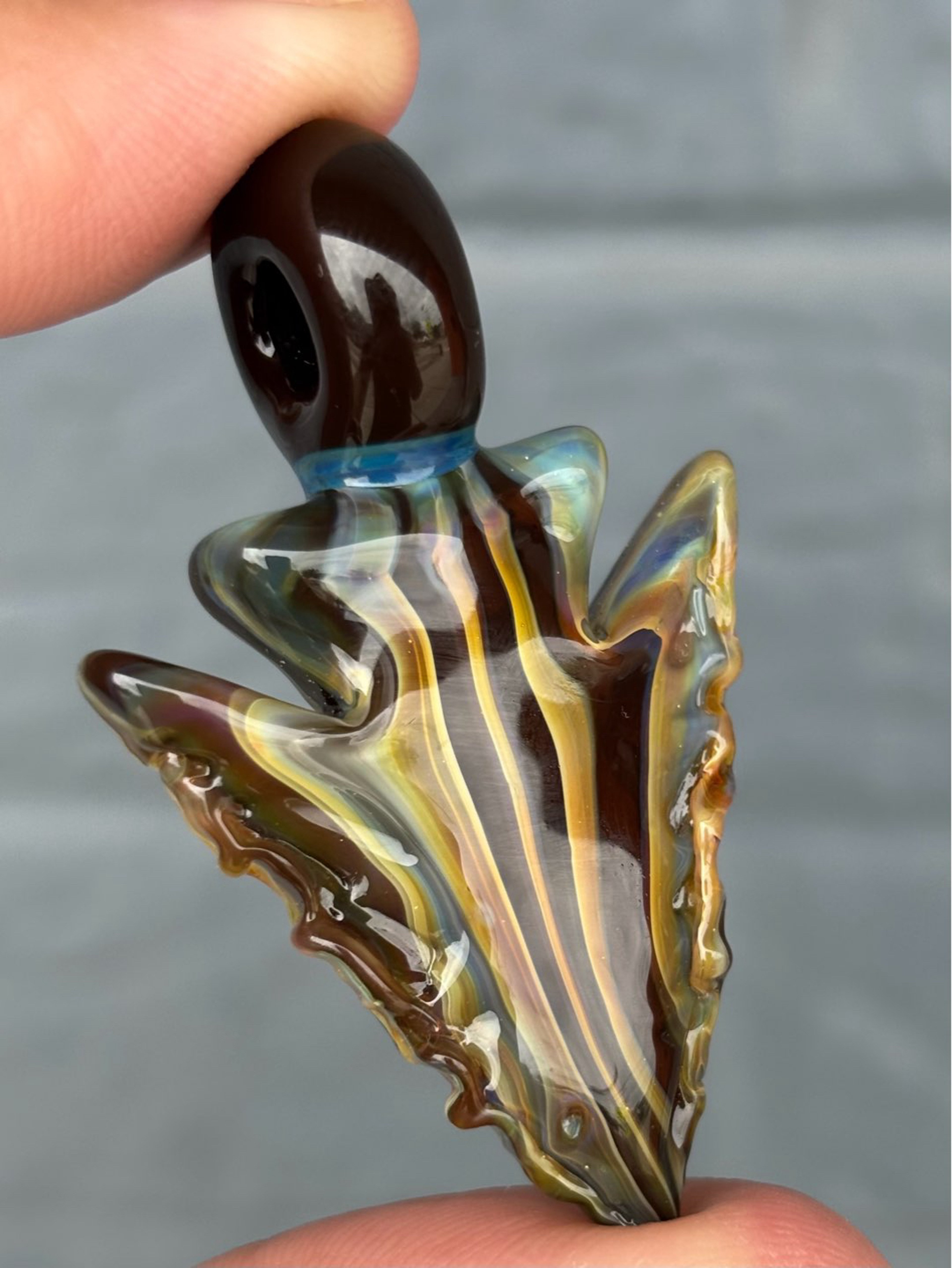 Preview pic of ETR Woodgrain Arrowhead Pendant