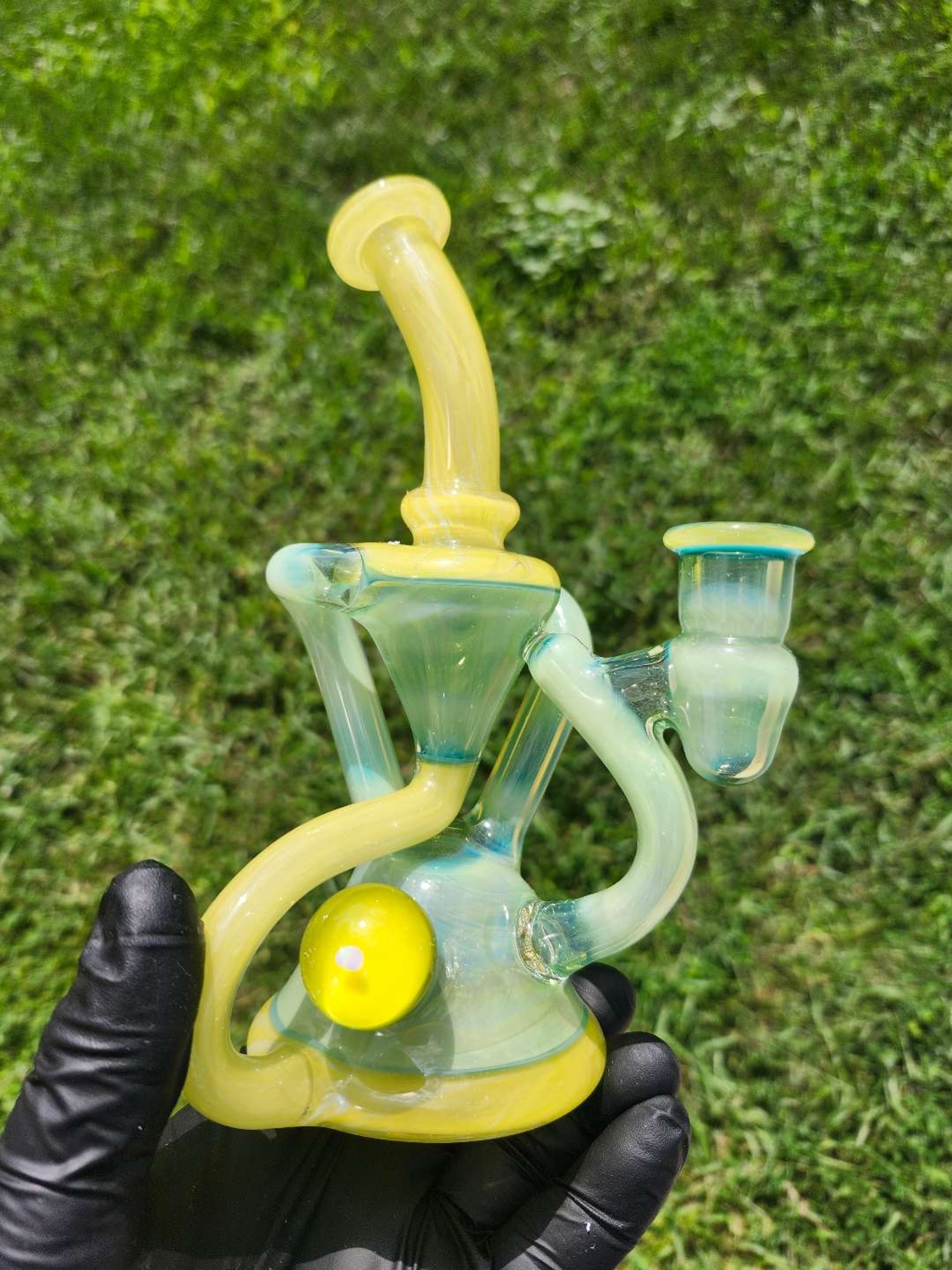 Preview pic of CRISTO GLASS DUAL UPTAKE RECYCLER