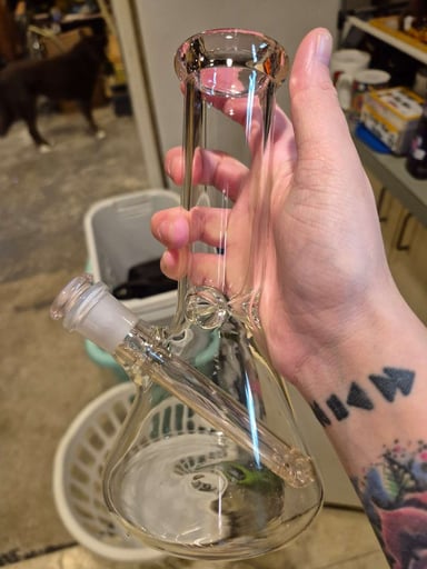 Preview pic of Pink accent bong with pink stem