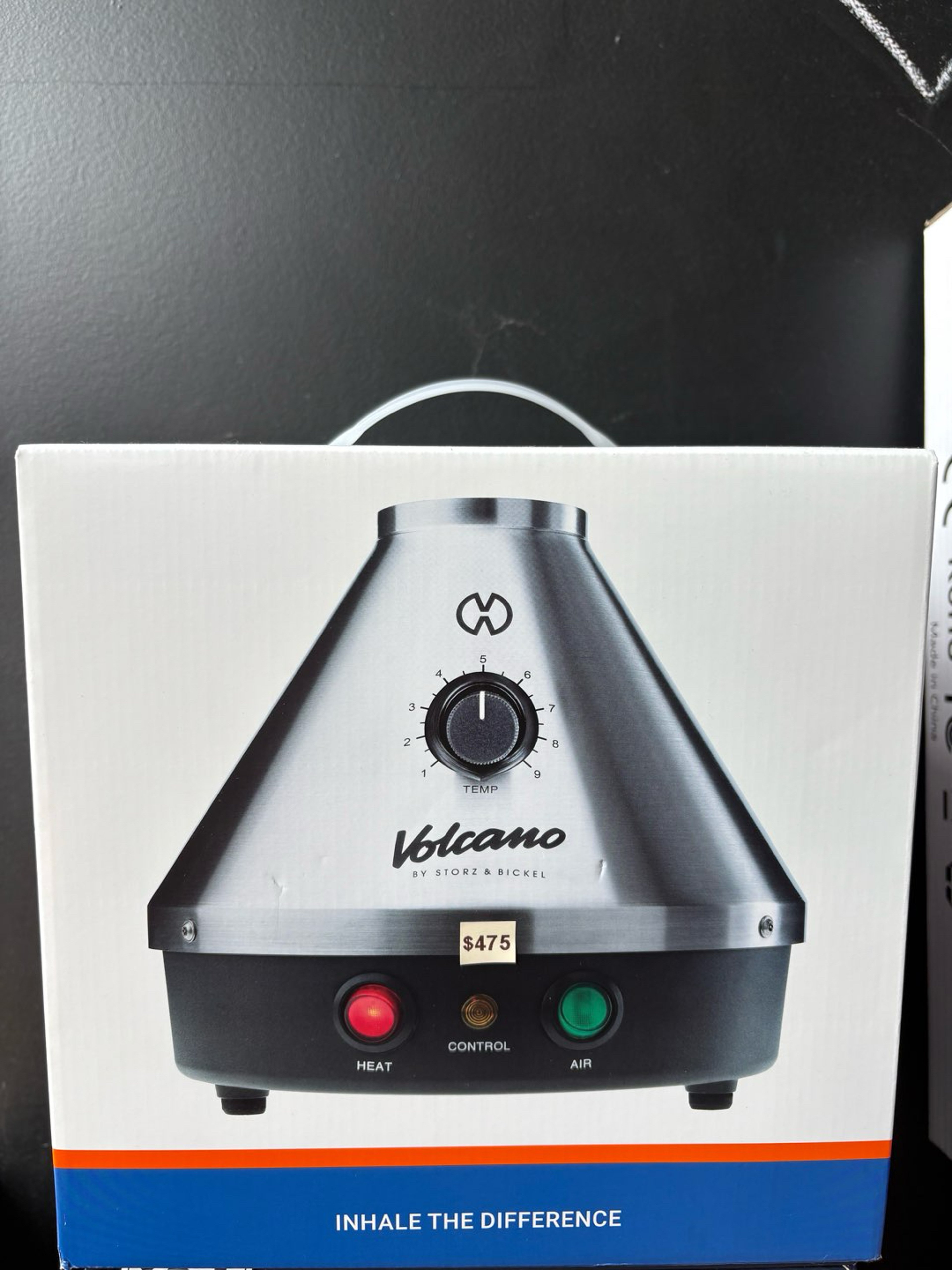 Preview pic of Volcano Classic dry herb vaporizer Brand New unopened by Storz and Bickel