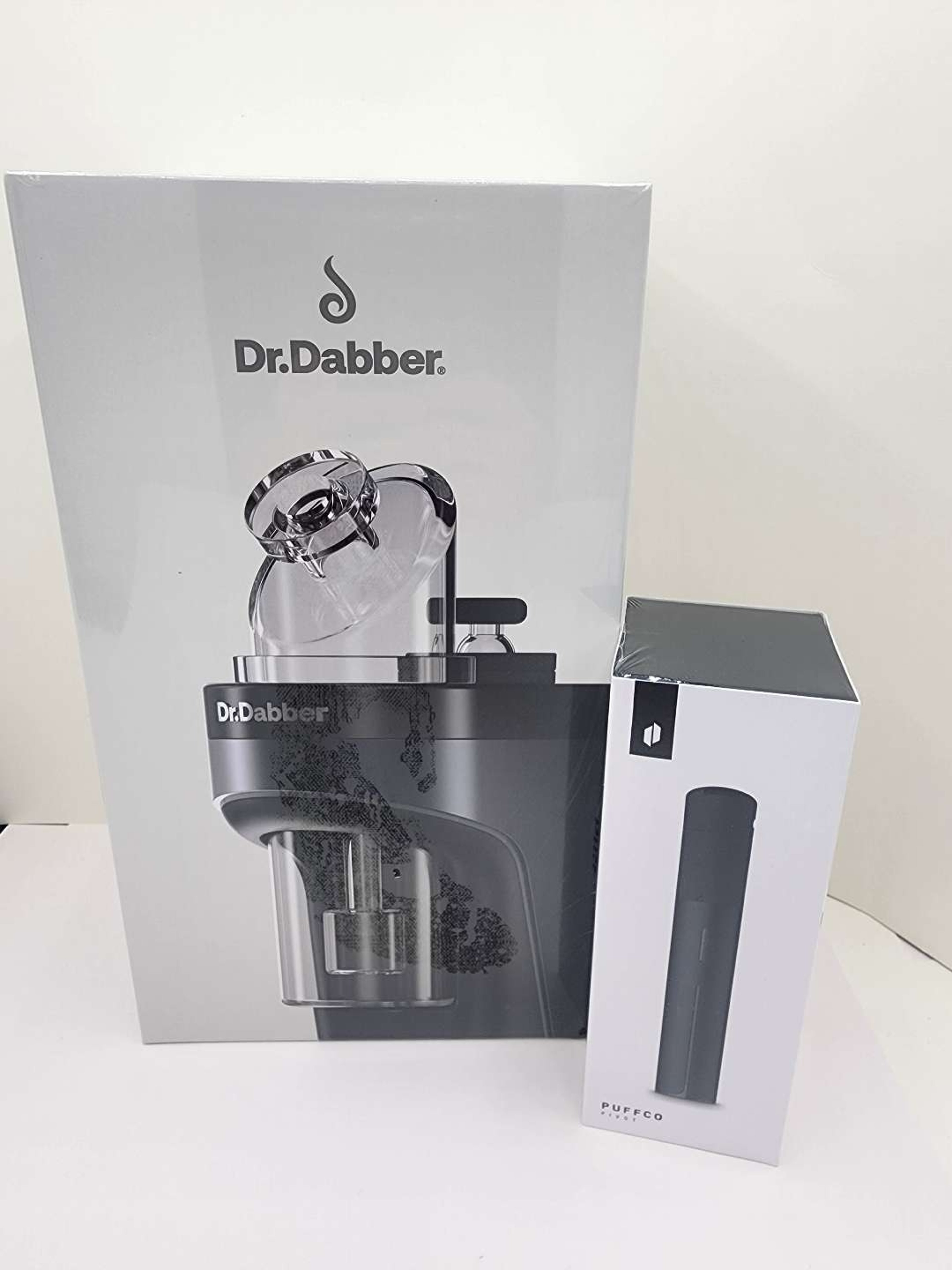 Preview pic of Dr Dabber Switch 2 + Puffco Pivot bundle (new/sealed)