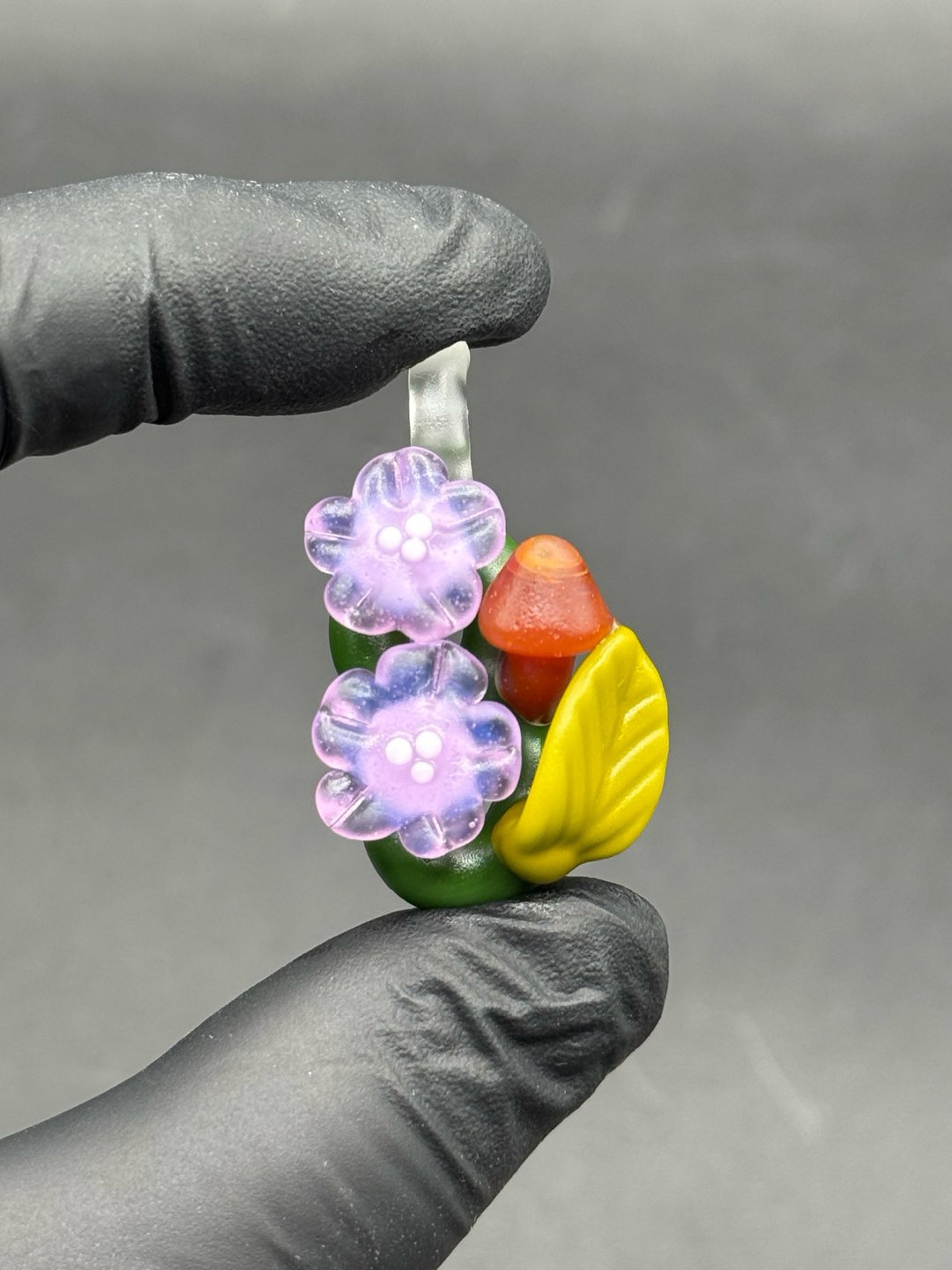Preview pic of Floral pendant