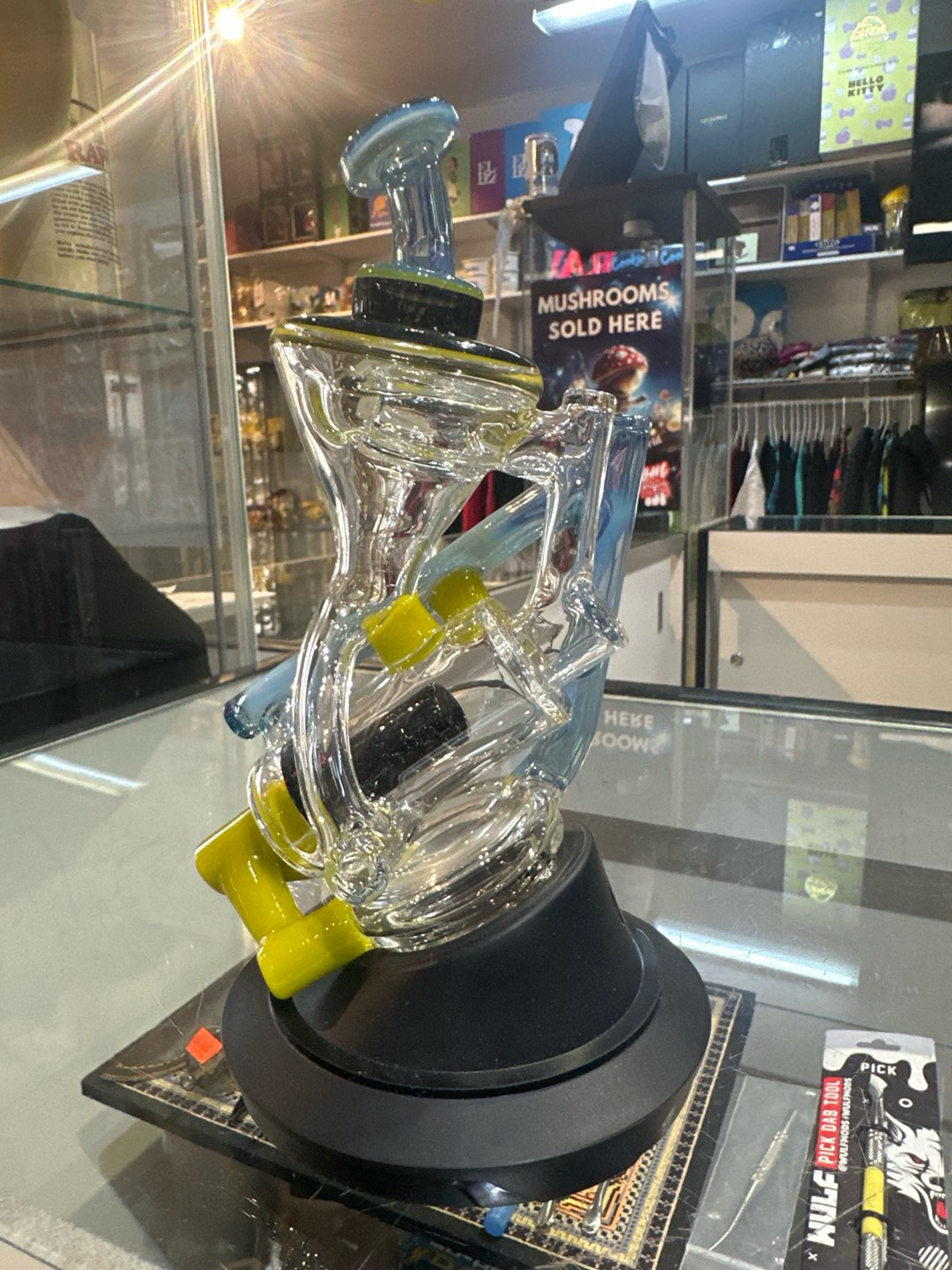 Preview pic of Nib glass piston recycler puffco top