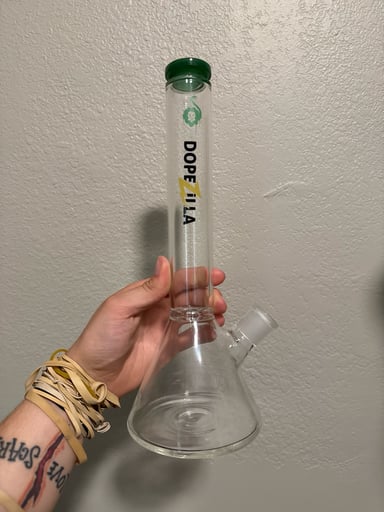 Preview pic of DOPEZILLA Beaker