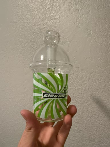 Preview pic of Sip N’ Rip Bong / Rig