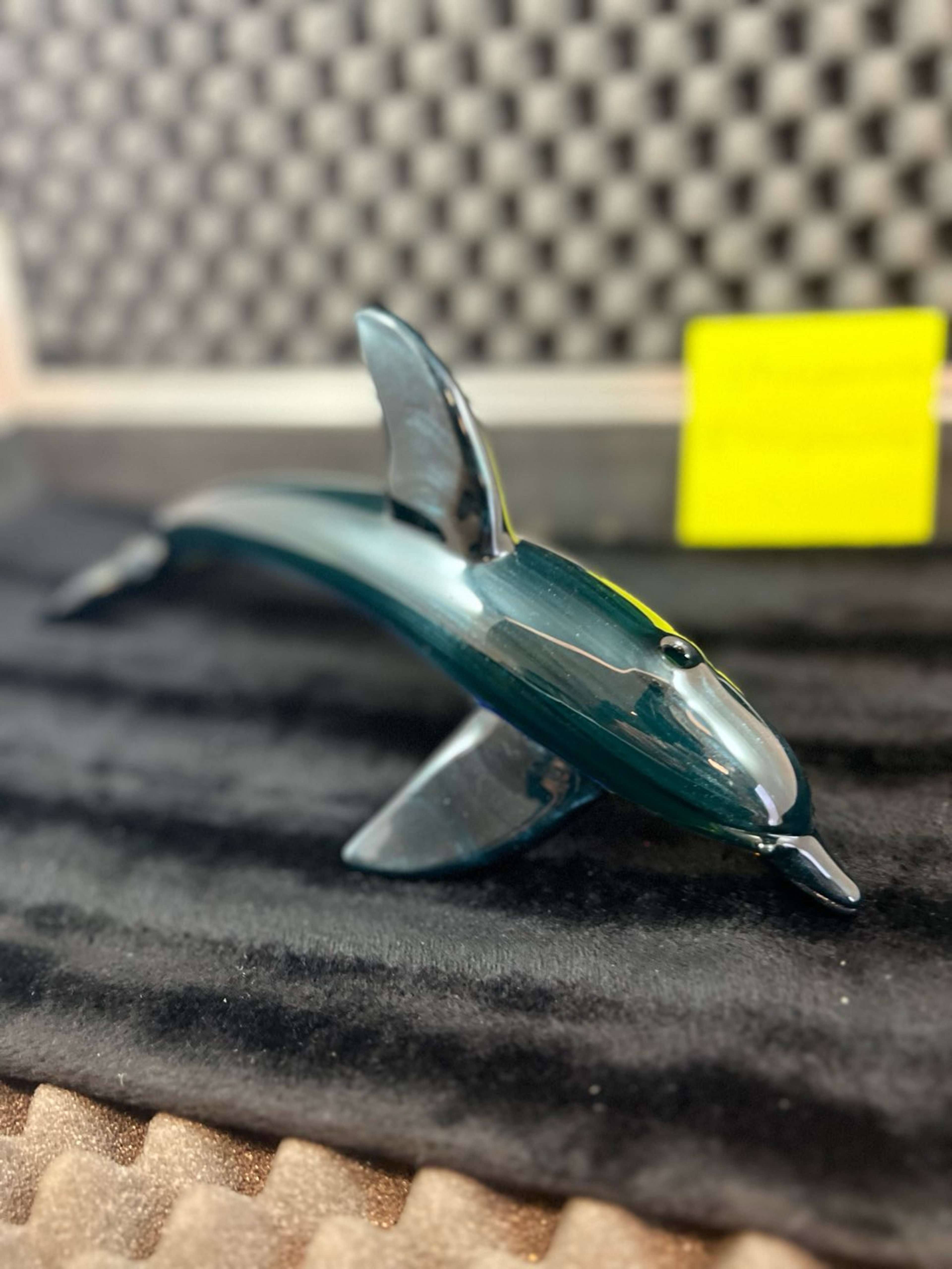 Preview pic of Mako Dolphin