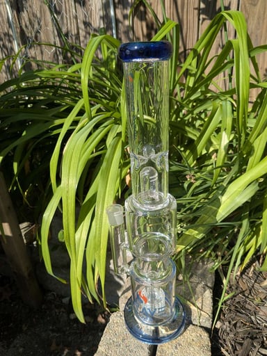 Preview pic of 17" Heavy Glass Crave Rig Ships Free