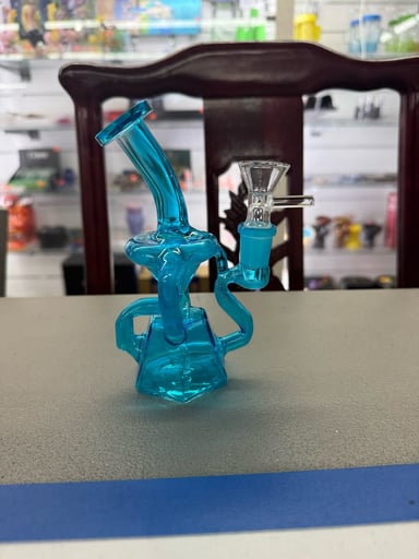 Preview pic of 6" mini twist recycler water pipe